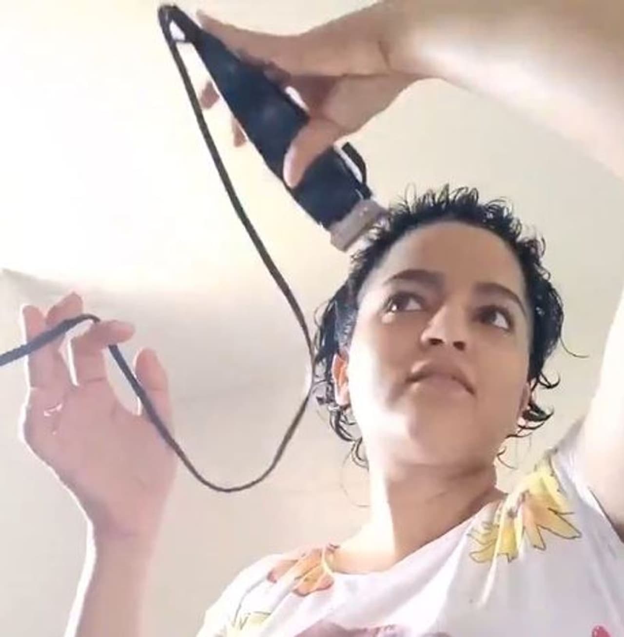 ಸುಕೃತಾ ವೃತ್ತಿಯಲ್ಲಿ ಮಾಡಲ್‌ ಕಮ್ ನಟಿ.