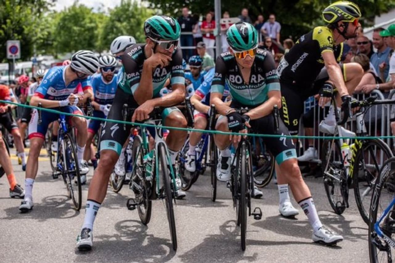 2ನೇ ಮಹಾಯುದ್ಧದ ಬಳಿಕ ಪ್ರತಿ ವರ್ಷ ತಪ್ಪದೆ ನಡೆಯುತ್ತಿದ್ದ ಟೂರ್ ಡೆ ಸೂಸಿ ರೇಸ್ 2ನೇ ಮಹಾಯುದ್ಧದ ಬಳಿಕ ಪ್ರತಿ ವರ್ಷ ತಪ್ಪದೆ ನಡೆಯುತ್ತಿದ್ದ ಟೂರ್ ಡೆ ಸೂಸಿ ರೇಸ್