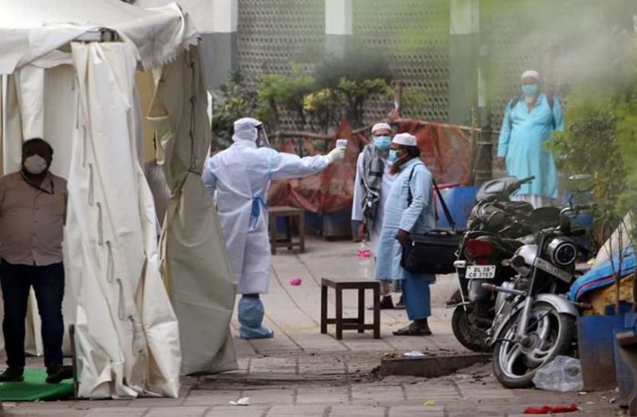 ದೇಶದಲ್ಲಿ ವ್ಯಾಪಿಸುತ್ತಿದೆ ಕೊರೋನಾ ವೈರಸ್ ಮಾಹಾಮಾರಿ ದೇಶದಲ್ಲಿ ವ್ಯಾಪಿಸುತ್ತಿದೆ ಕೊರೋನಾ ವೈರಸ್ ಮಾಹಾಮಾರಿ