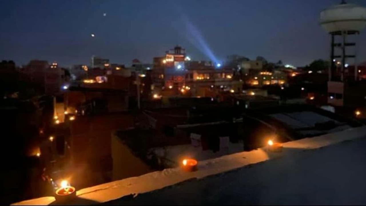 ಬಿಹಾರದ ರಾಜಧಾನಿ ಪಾಟ್ನಾ. ಬಿಹಾರದ ರಾಜಧಾನಿ ಪಾಟ್ನಾ.