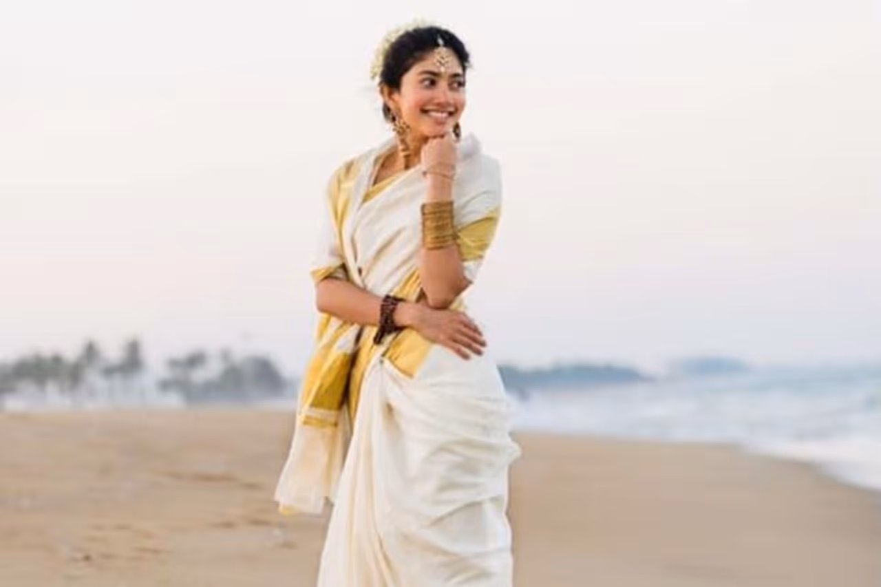 <p>ಮದುವೆ ಮುಂದೆ ಅಡಚಣೆಯಾಗುತ್ತದೆ ಎಂದು&nbsp;ಭಾವಿಸುತ್ತಾರಂತೆ ಸಾಯಿ ಪಲ್ಲವಿ.&nbsp;</p>