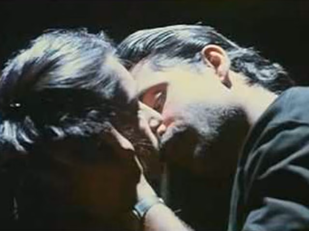 నాగార్జున (గీతాంజలి): ఈ చిత్రం నుంచే టాలీవుడ్ లో లిప్ లాక్ ట్రెండ్ మొదలయింది.&nbsp;