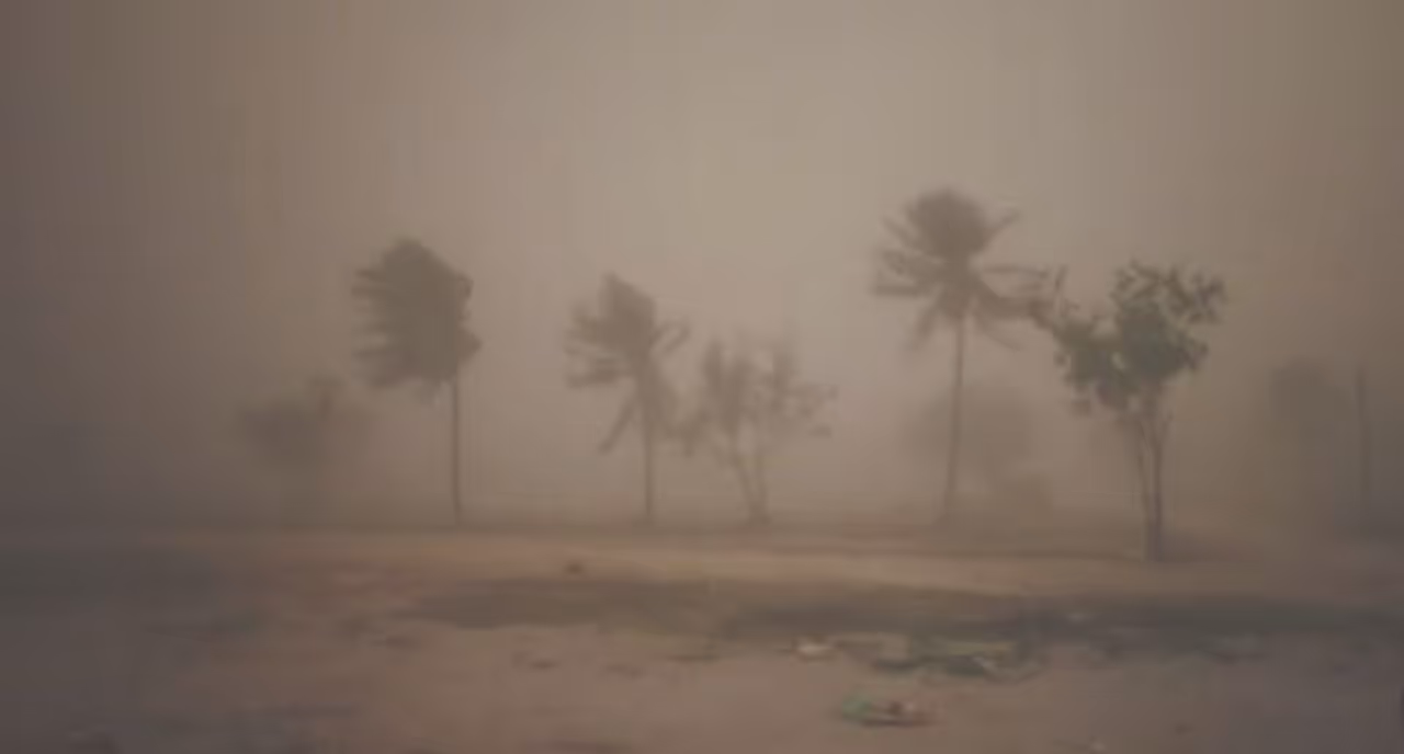 Heavy cyclonic storm lashed Guwahati and many other parts of Assam Heavy cyclonic storm lashed Guwahati and many other parts of Assam