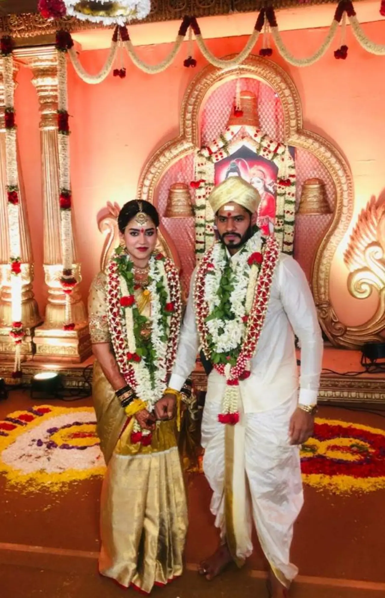 <p>Nikhil Kumaraswamy's much talked about wedding finally took place. It was a fairly low key event due to the lockdown necessitated to curb the spread of novel coronavirus.</p> <p>Nikhil Kumaraswamy's much talked about wedding finally took place. It was a fairly low key event due to the lockdown necessitated to curb the spread of novel coronavirus.</p>