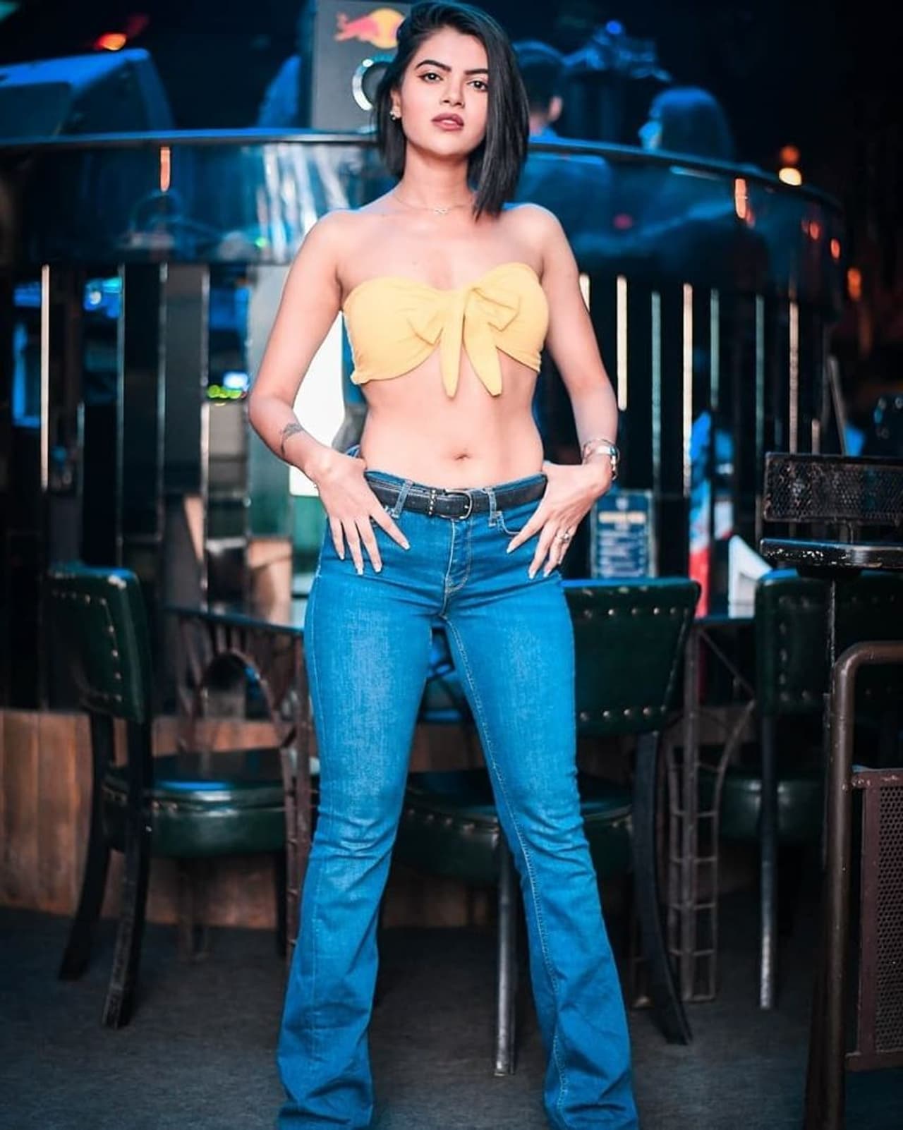 <p style="text align: justify;">1993 మార్చి 1న ముంబైలో జన్మించింది రియా పటేల్. చిన్నతనం నుంచి మ్యూజిక్ మీద ఉన్న ఇష్టంతో డీజేను ప్రొఫెషన్గా ఎంచుకుంది రియా.</p> <p style="text align: justify;">1993 మార్చి 1న ముంబైలో జన్మించింది రియా పటేల్. చిన్నతనం నుంచి మ్యూజిక్ మీద ఉన్న ఇష్టంతో డీజేను ప్రొఫెషన్గా ఎంచుకుంది రియా.</p>