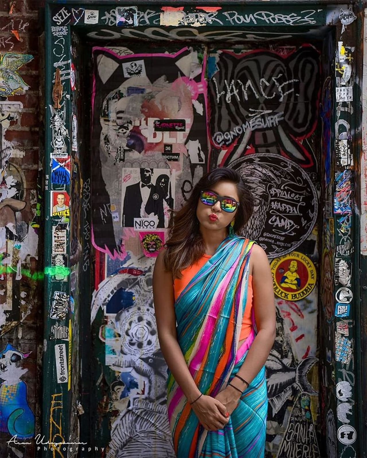 <p>(Courtesy: Instagram) నటిగా టాలీవుడ్ లో రాణించిన వితిక ఆ తర్వాత కొంత కాలానికి హీరో వరుణ్ సందేశ్ ని ప్రేమ వివాహం చేసుకుంది. </p> <p>(Courtesy: Instagram) నటిగా టాలీవుడ్ లో రాణించిన వితిక ఆ తర్వాత కొంత కాలానికి హీరో వరుణ్ సందేశ్ ని ప్రేమ వివాహం చేసుకుంది. </p>