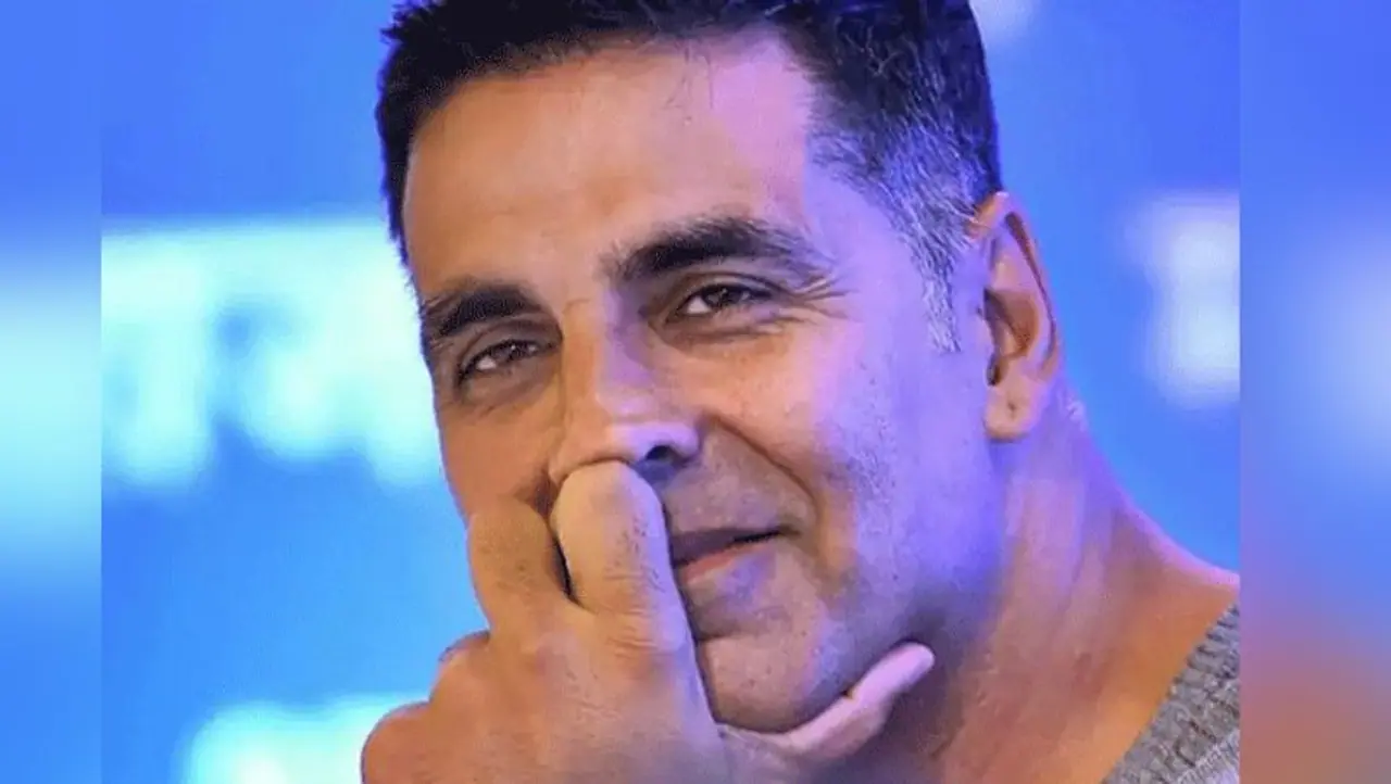 <p>"Rajini sir is not a superstar; he is an entire galaxy. If anybody has got swag, be it (lighting) a cigarette or putting on the coat or anything, it's him. There is no one who doesn't want to learn his style," Akshay has said during the teaser launch of 2.0.&nbsp;</p>