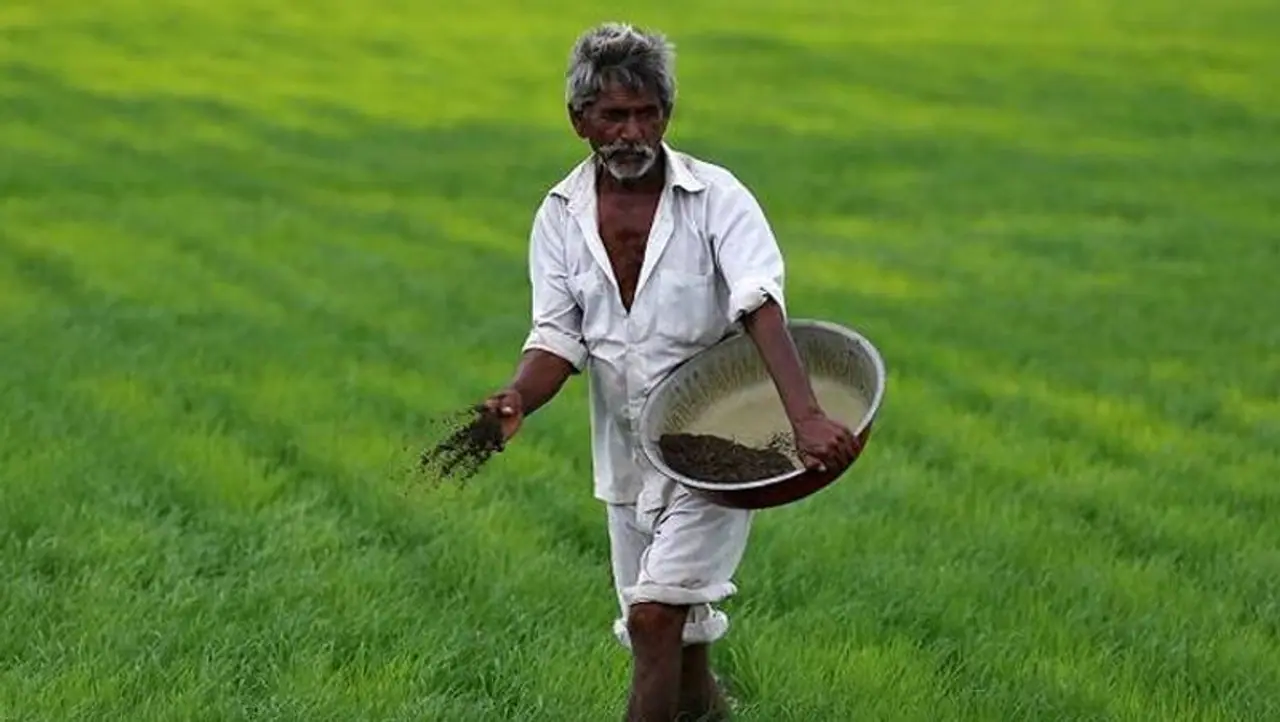 <p><span style="font size:20px;"><strong>2019ರಲ್ಲಿ ಪ್ರಧಾನಿ ನರೇಂದ್ರ ಮೋದಿ PM ಕಿಸಾನ್ ಮನ್‌ಧನ್ ಯೋಜನೆ ಜಾರಿಗೆ ತಂದಿದ್ದಾರೆ</strong></span></p>