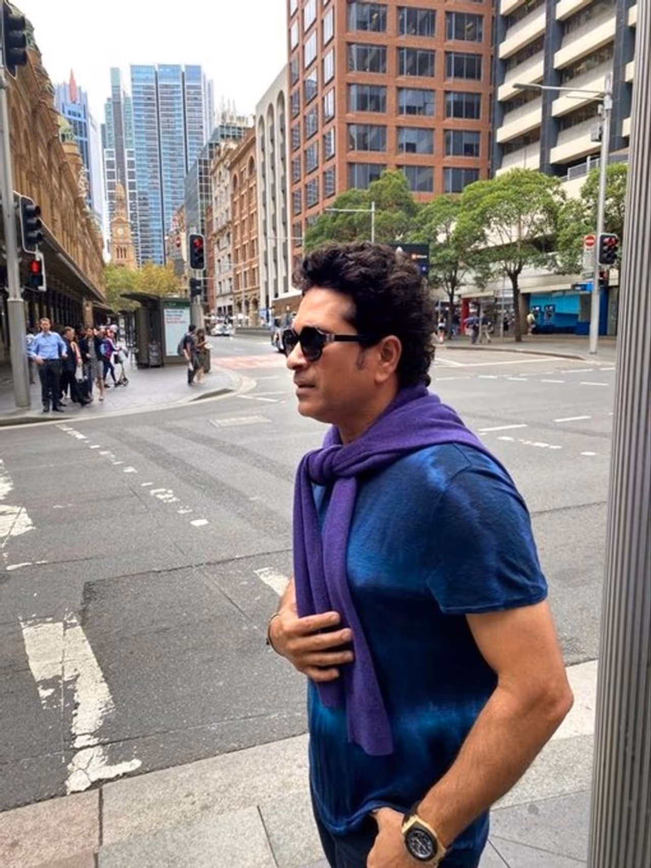 <p>ಮುಂಬೈನ ನಿರ್ಗತಿಕರಿಗೆ ಆರ್ಥಿಕ ನೆರವು ನೀಡಿದ ಮಾಸ್ಟರ್ ಬ್ಲಾಸ್ಟರ್ ಸಚಿನ್ ತೆಂಡುಲ್ಕರ್ </p> <p>ಮುಂಬೈನ ನಿರ್ಗತಿಕರಿಗೆ ಆರ್ಥಿಕ ನೆರವು ನೀಡಿದ ಮಾಸ್ಟರ್ ಬ್ಲಾಸ್ಟರ್ ಸಚಿನ್ ತೆಂಡುಲ್ಕರ್ </p>