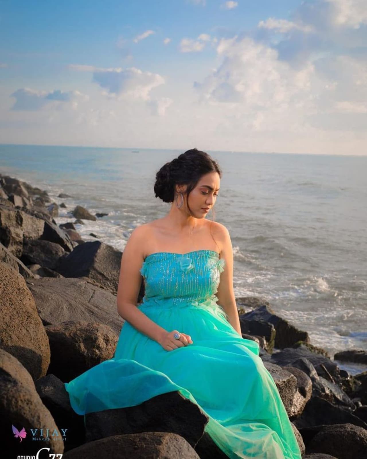 <p>Pavithra janani </p> <p>Pavithra janani </p>