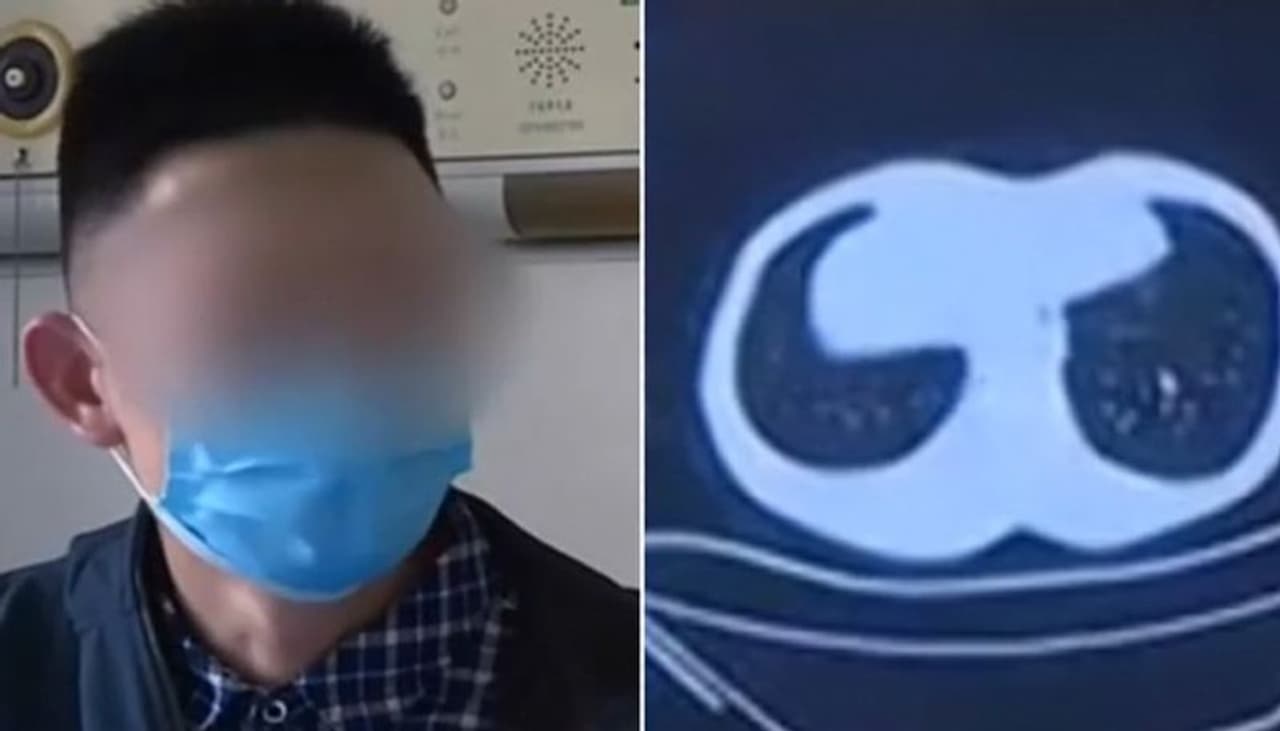 <p>ಈ ಪ್ರಕರಣ ಚೀನಾದ ಜಿಯಾಂಗ್ಸೂ ಪ್ರಾಂತ್ಯದಲ್ಲಿ ಬೆಳಕಿಗೆ ಬಂದಿದೆ. ಇಲ್ಲೊಬ್ಬ ವ್ಯಕ್ತಿ ಕೊರೋನಾ ಆತಂಕದ ನಡುವೆಯೂ ವೆಟ್‌ ಮಾರ್ಕೆಟ್‌ನಿಂದ ಹಸಿ ಹಾವಿನ ಮಾಂಸ ಖರೀದಿಸಿದ್ದಾನೆ.&nbsp;</p>