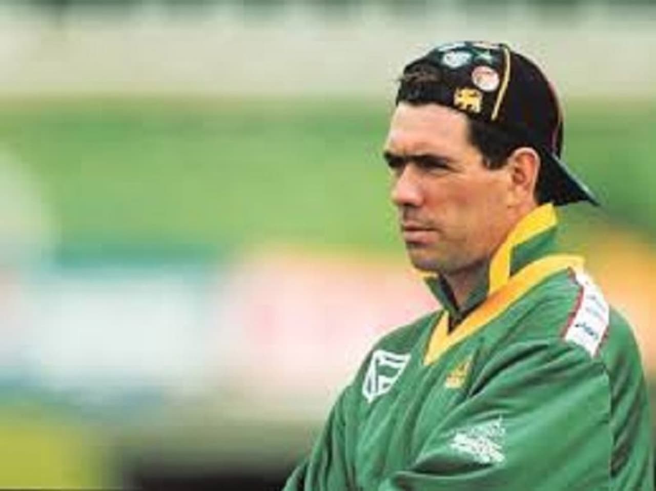 <p>ಸೌತ್ ಆಫ್ರಿಕಾ ಕಂಡ ಅತ್ಯುತ್ತಮ ಕ್ರಿಕೆಟಿಗ ಹಾಗೂ ನಾಯಕ ಹ್ಯಾನ್ಸಿ ಕ್ರೊನಿಯ 7ನೇ ಏಪ್ರಿಲ್ 2000ನೇ ಇಸವಿಯಲ್ಲಿ ಮ್ಯಾಚ್ ಫಿಕ್ಸಿಂಗ್ ಆರೋಪಕ್ಕೆ ಗುರಿಯಾದರು</p>