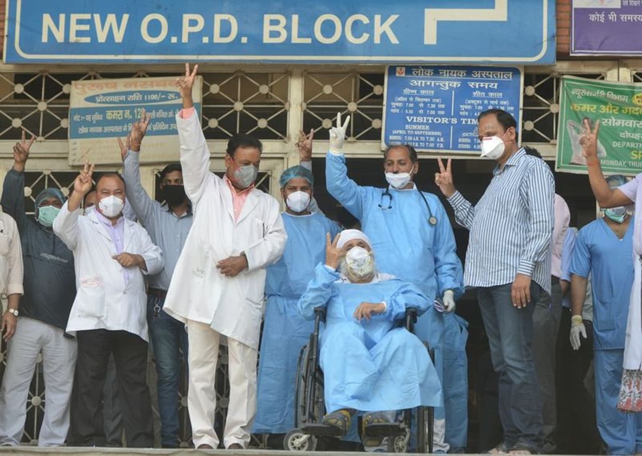 <p>India's Covid 19 caseload rose to 95.71 lakh, while the total number of people who have recuperated from the disease crossed 90 lakh pushing the national recovery rate to 94.20%, according to the Union Health Ministry data updated on Friday.</p> <p>India's Covid 19 caseload rose to 95.71 lakh, while the total number of people who have recuperated from the disease crossed 90 lakh pushing the national recovery rate to 94.20%, according to the Union Health Ministry data updated on Friday.</p>