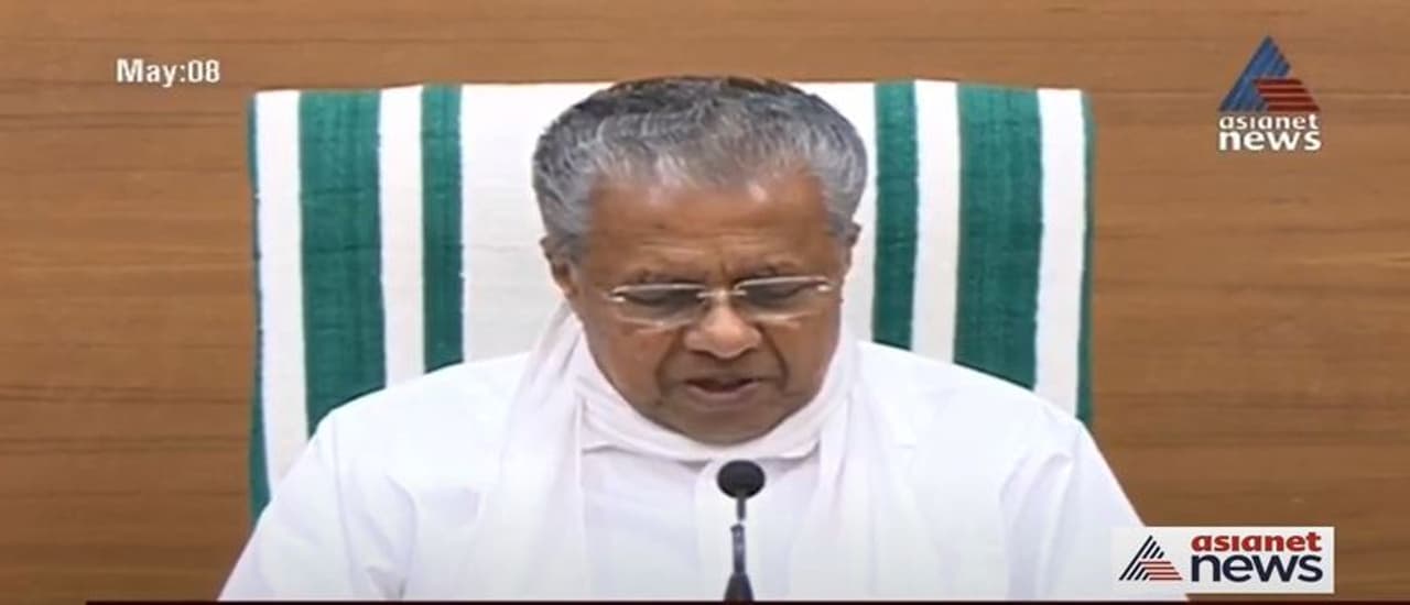 <p>സുപ്രിംകോടതി നിര്‍ദ്ദേശിച്ചതുപോലെ മദ്യം വീടുകളിലെത്തിക്കാനുള്ള സംവിധാനമുണ്ടാക്കുമോയെന്ന ചോദ്യത്തിന് മുഖ്യമന്ത്രി നല്‍കിയ മറുപടി:</p><p>മദ്യത്തിന്‍റെ കാര്യത്തില്‍ ഒരു തുടക്കം കുറിച്ചിട്ടുണ്ട്. ചെത്തുതൊഴിലാളികളുടെ തൊഴിലുമായി ബന്ധപ്പെട്ട് കള്ള് ഷാപ്പുകള്‍ തുറക്കാന്‍ അനുമതി നല്‍കിയത് മുഖ്യമന്ത്രി ചൂണ്ടികാട്ടി. മറ്റ് കാര്യങ്ങളില്‍ ഉടനെ തീരുമാനമെന്നും മുഖ്യമന്ത്രി</p>