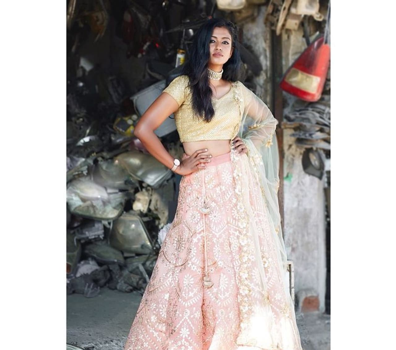 <p>Roshini </p> <p>Roshini </p>