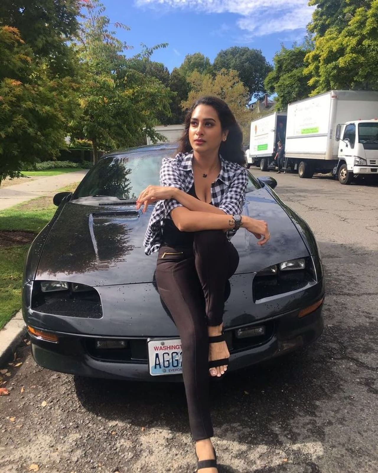 <p>(Courtesy:Instagram)ఇటీవల సురేఖ వాణి సోషల్ మీడియాలో హంగామా చేస్తోంది. </p> <p>(Courtesy:Instagram)ఇటీవల సురేఖ వాణి సోషల్ మీడియాలో హంగామా చేస్తోంది. </p>