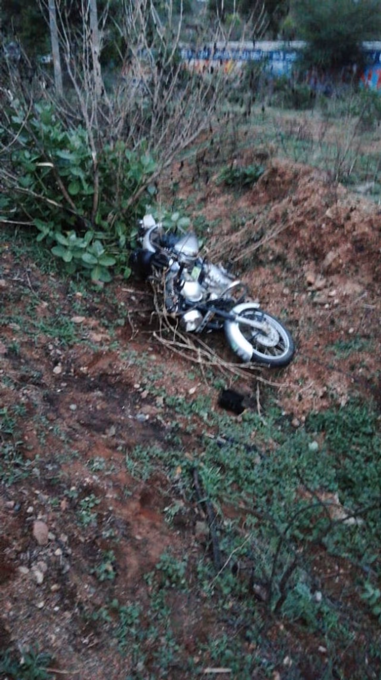 <p>ರಸ್ತೆ ಅಪಘಾತ ಪ್ರಾಣ ಕಸಿದುಕೊಂಡು ಹೋಯ್ತು.</p> <p>ರಸ್ತೆ ಅಪಘಾತ ಪ್ರಾಣ ಕಸಿದುಕೊಂಡು ಹೋಯ್ತು.</p>