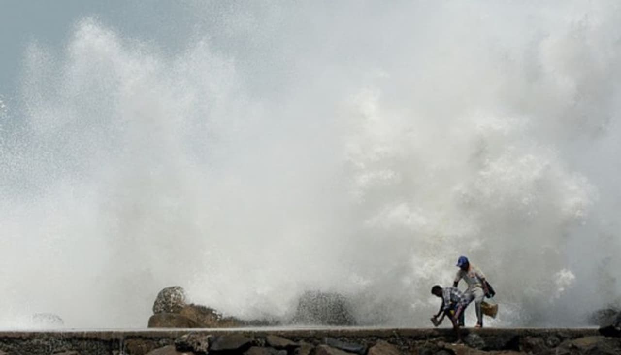 <p><br />Cyclone Amphan is the second pre monsoon cyclone to form in the Bay of Bengal in the last two years.</p> <p><br />Cyclone Amphan is the second pre monsoon cyclone to form in the Bay of Bengal in the last two years.</p>