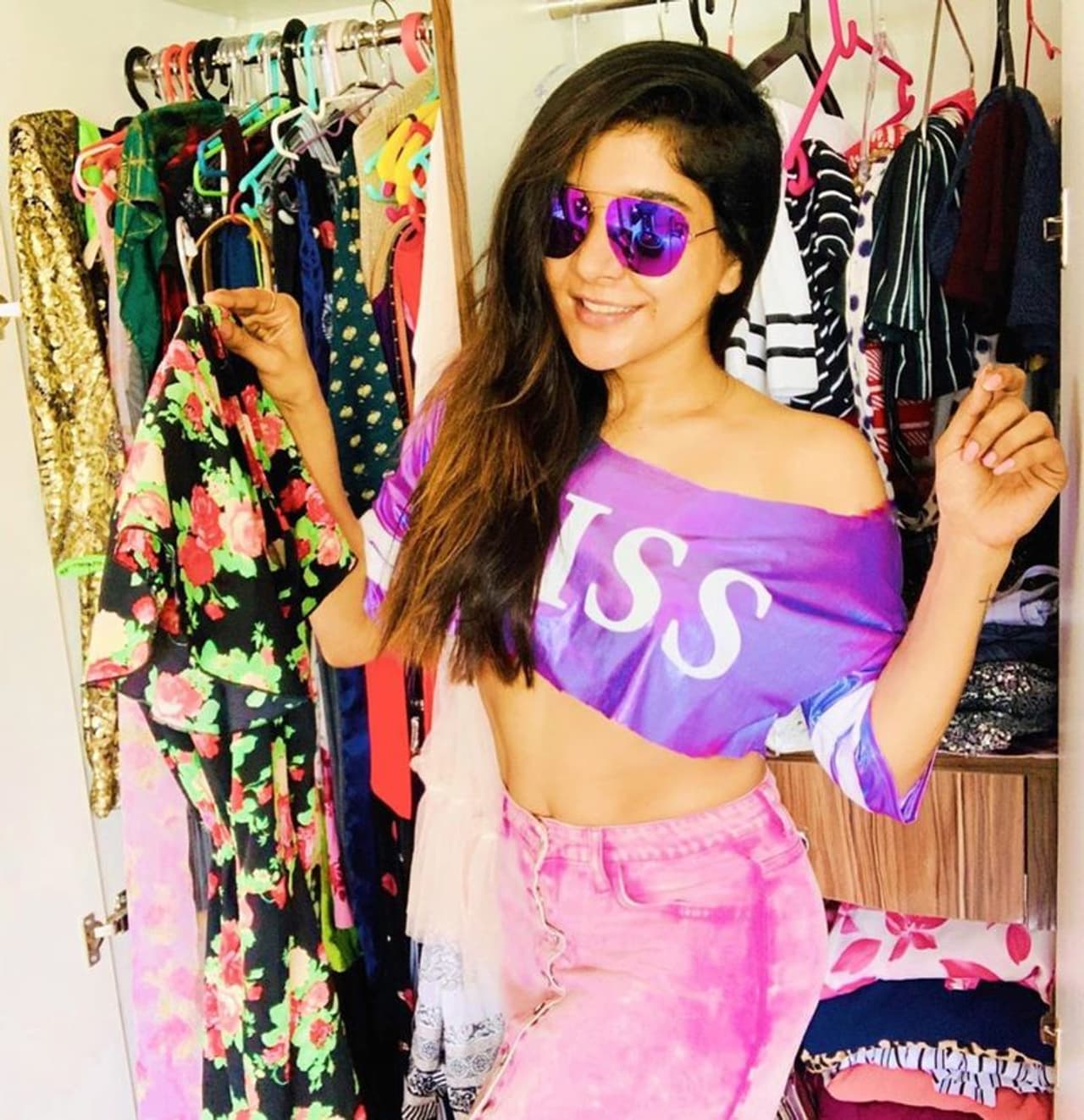 <p>Big boss shakshi agarwal</p> <p>Big boss shakshi agarwal</p>