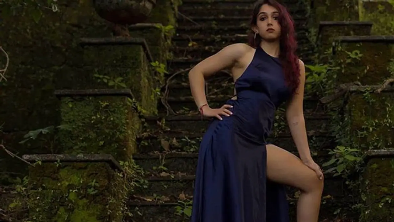 <p style="text align: justify;">ಸೂಪರ್‌ಸ್ಟಾರ್‌ ಆಮೀರ್‌ ಖಾನ್‌ರ 23 ವರ್ಷದ ಮಗಳು ಈರಾ ಖಾನ್‌ ಬೋಲ್ದ್‌ ಫೋಟೋಗಳಿಗೆ ಫೇಮಸ್‌.</p>