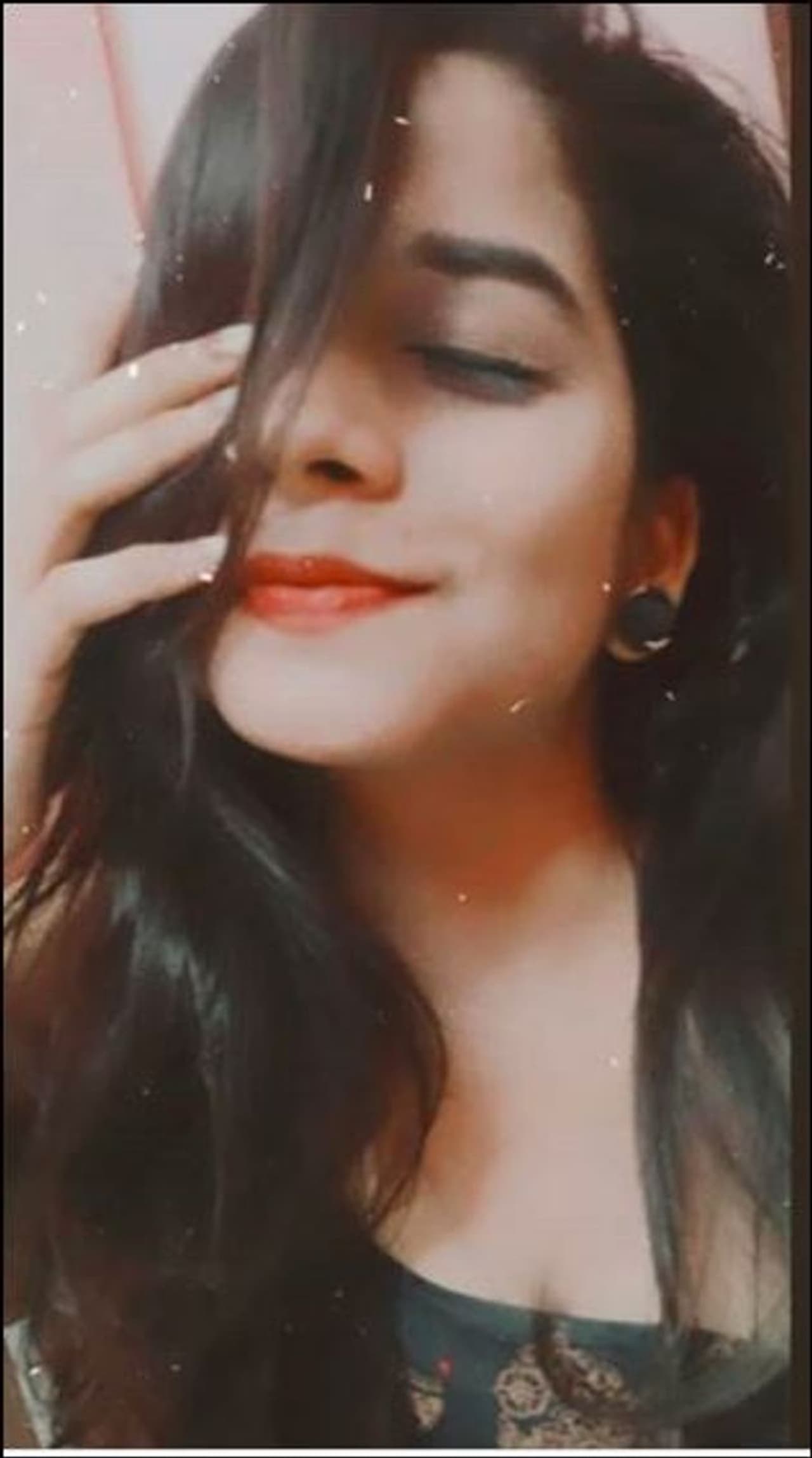 <p>ಕಿರುತೆರೆ ನಟಿ ಪ್ರೇಕ್ಷಾ ಮೆಹ್ತಾ 1995 ಜುಲೈ 5 ರಂದು ಜನಿಸಿದರು.</p> <p>ಕಿರುತೆರೆ ನಟಿ ಪ್ರೇಕ್ಷಾ ಮೆಹ್ತಾ 1995 ಜುಲೈ 5 ರಂದು ಜನಿಸಿದರು.</p>