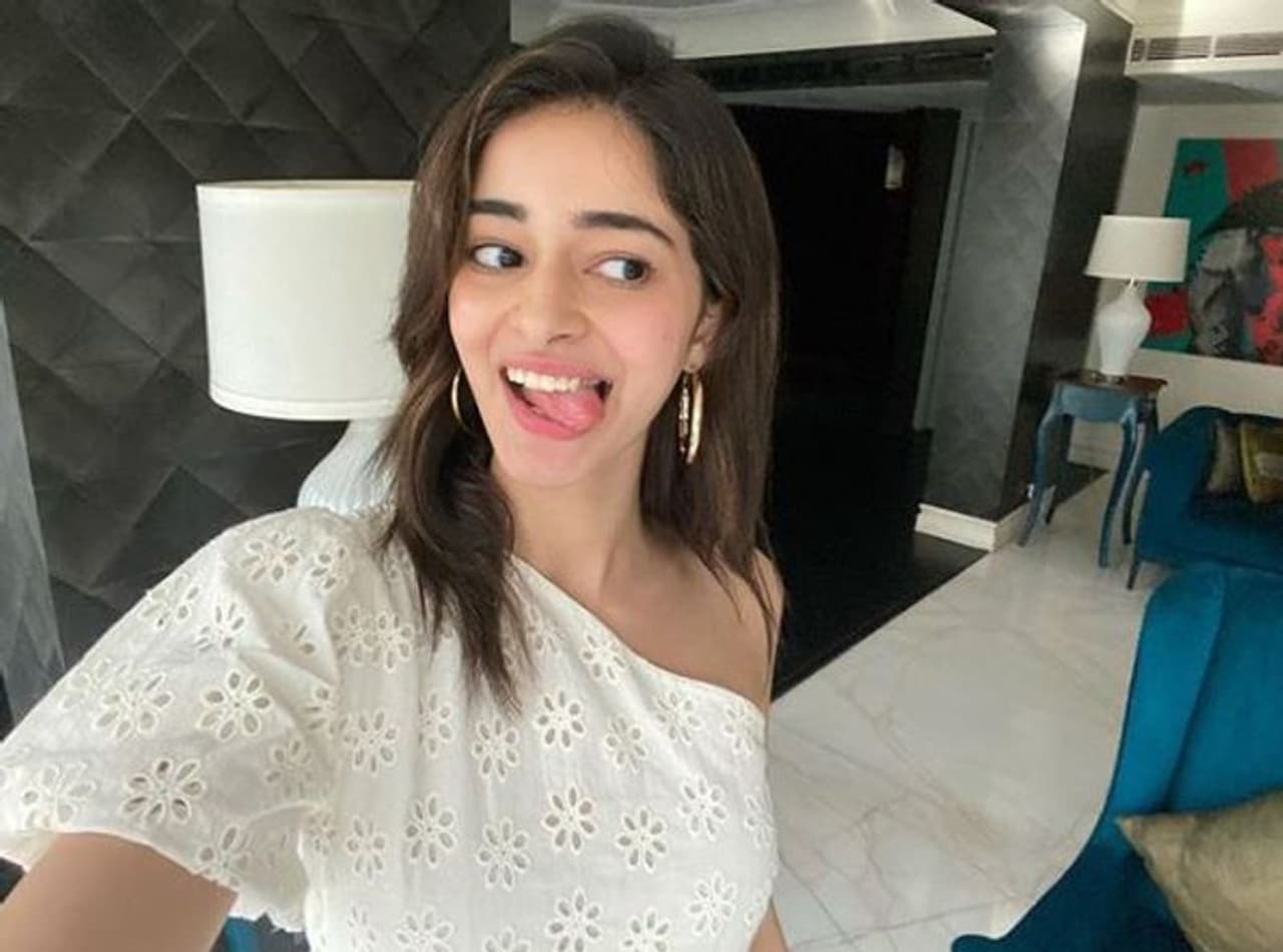 <p>ನಿಮ್ ಕತೆಯೇನೋ ಗೊತ್ತಿಲ್ಲ, ನನಗೆ ಯಾರಾದ್ರೊಬ್ರು ಪುಶ್ ಮಾಡೋರು ಇಲ್ಲದಿದ್ದರೆ ವರ್ಕೌಟ್ ಮಾಡೋಕೆ ಮನಸ್ಸೇ ಬರಲ್ಲ.</p> <p>ನಿಮ್ ಕತೆಯೇನೋ ಗೊತ್ತಿಲ್ಲ, ನನಗೆ ಯಾರಾದ್ರೊಬ್ರು ಪುಶ್ ಮಾಡೋರು ಇಲ್ಲದಿದ್ದರೆ ವರ್ಕೌಟ್ ಮಾಡೋಕೆ ಮನಸ್ಸೇ ಬರಲ್ಲ.</p>