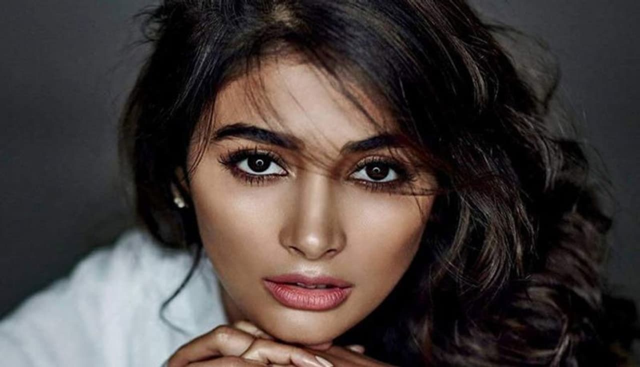 <p>Actress Pooja Hegde revealed that her Instagram account was hacked, and that her digital team has now retrieved it. In the tweet, she had also urged followers to not share any personal information with the hacker.<br /> </p> <p>Actress Pooja Hegde revealed that her Instagram account was hacked, and that her digital team has now retrieved it. In the tweet, she had also urged followers to not share any personal information with the hacker.<br /> </p>