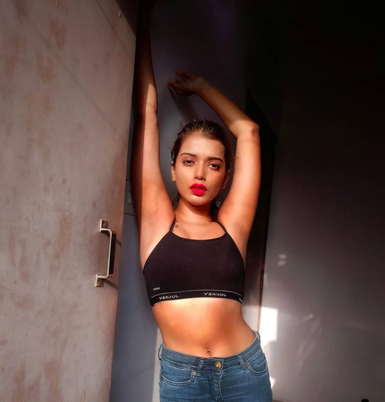 <p>Amisha sinha </p> <p>Amisha sinha </p>