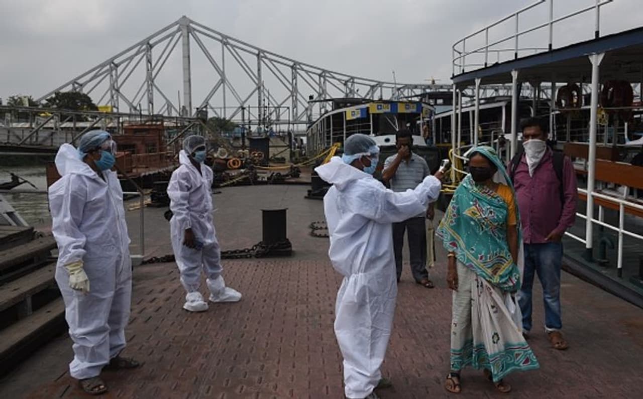 <p>With the highest single day spike of 96,551 new cases and 1,209 deaths reported in the last 24 hours India's COVID 19 count crossed the 45 lakh mark on Friday.<br /> </p> <p>With the highest single day spike of 96,551 new cases and 1,209 deaths reported in the last 24 hours India's COVID 19 count crossed the 45 lakh mark on Friday.<br /> </p>