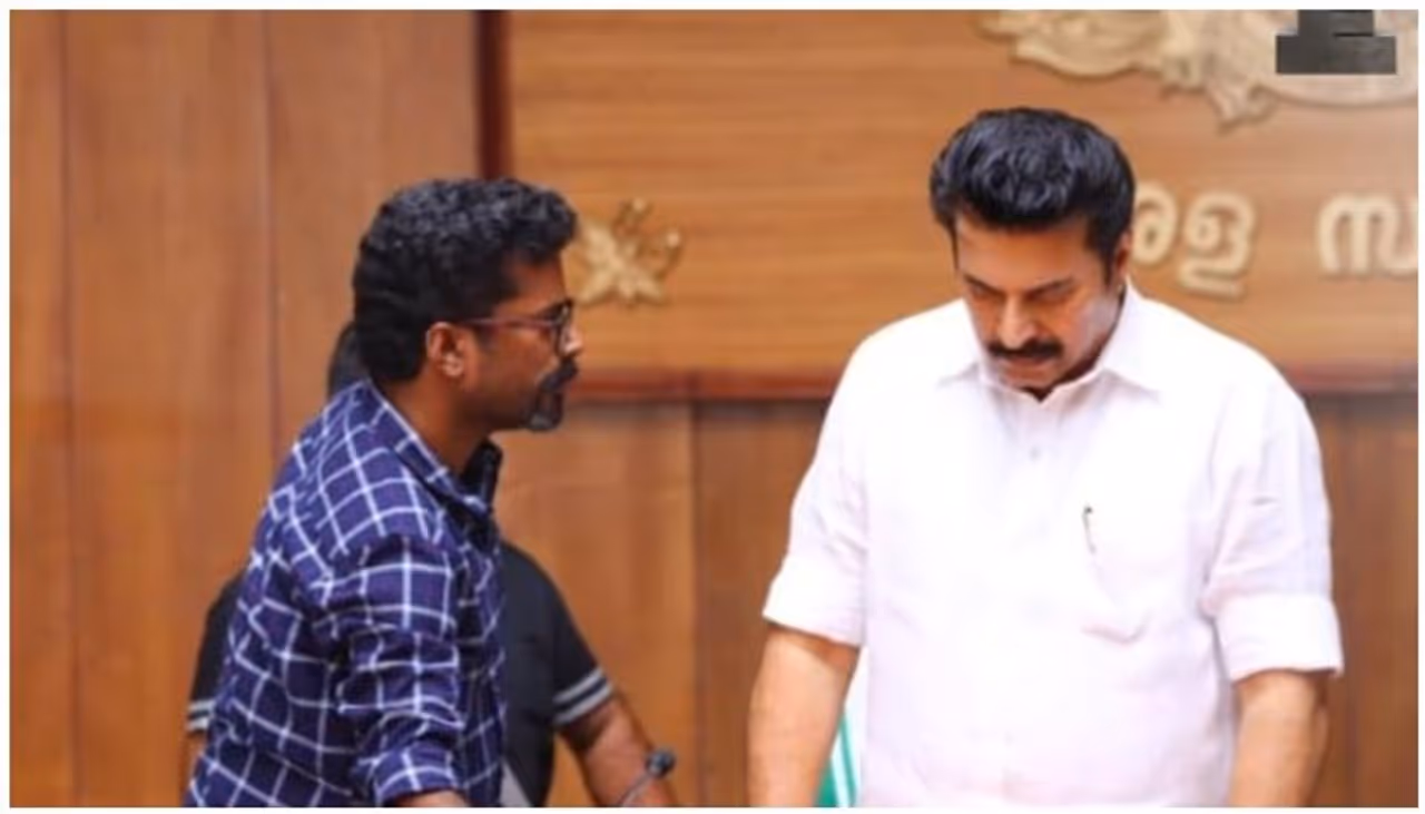 <p>സന്തോഷ് വിശ്വനാഥനാണ് വണ്‍ എന്ന സിനിമ സംവിധാനം ചെയ്യുന്നത്.</p>