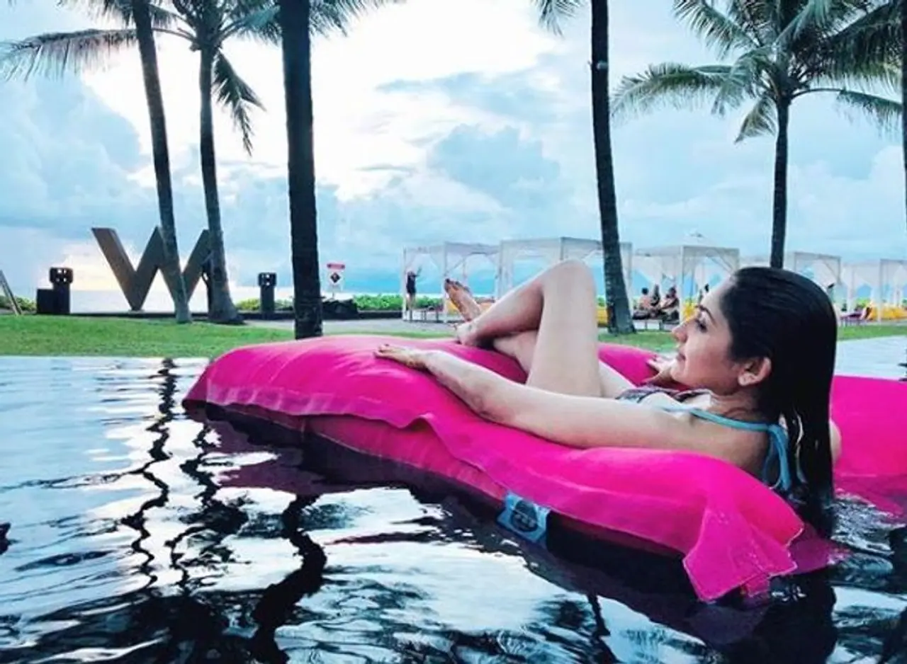 <p>ಕಾಲಿವುಡ್ ಹಾಗೂ ಬಾಲಿವುಡ್ ನ ಅನೇಕ ಚಿತ್ರಗಳ ನಾಯಕಿ ಸಯ್ಯೇಶಾ.</p> <p>ಕಾಲಿವುಡ್ ಹಾಗೂ ಬಾಲಿವುಡ್ ನ ಅನೇಕ ಚಿತ್ರಗಳ ನಾಯಕಿ ಸಯ್ಯೇಶಾ.</p>