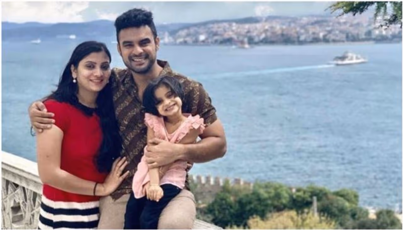 <p>Tovino Thomas took to his Instagram and shared a post about the good news<br /> </p> <p>Tovino Thomas took to his Instagram and shared a post about the good news<br /> </p>