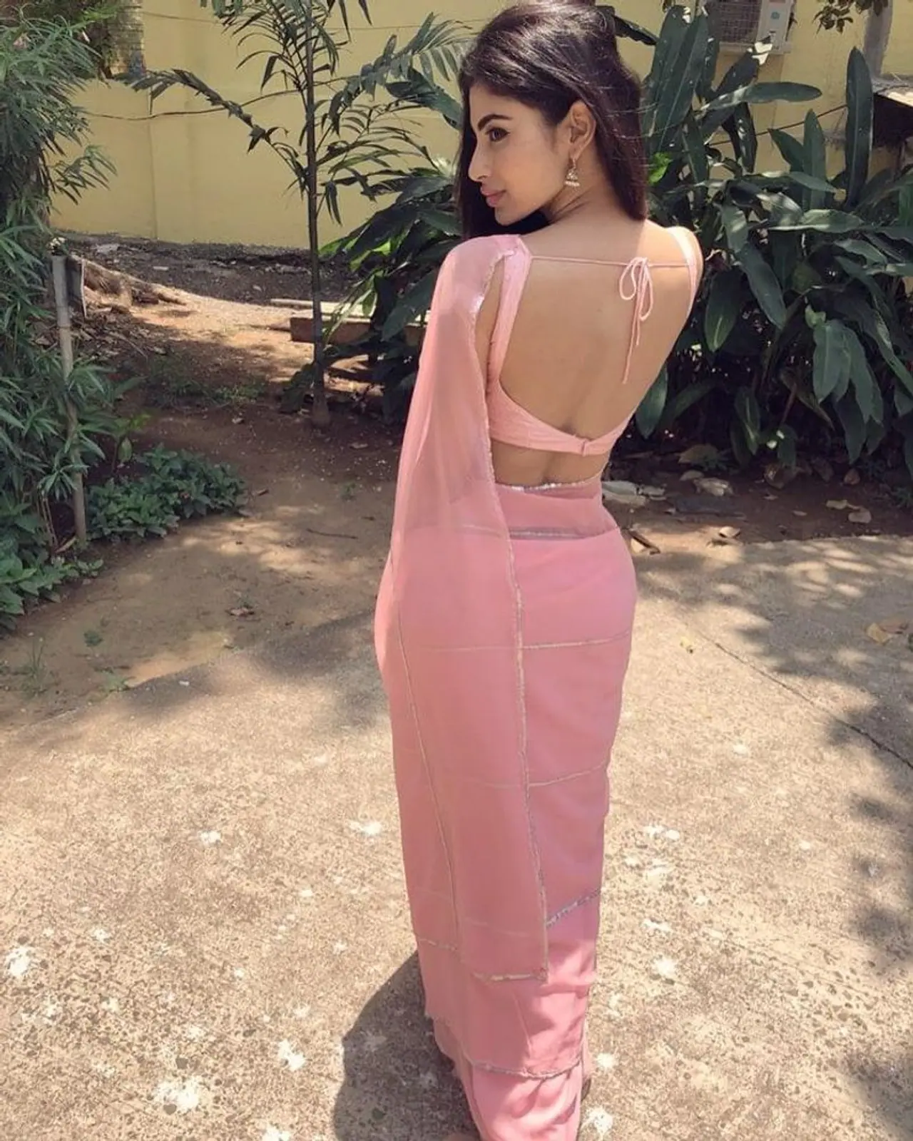 <p>ಹಾಟ್ ಪೋಟೋಗಳನ್ನು ಹರಿಯಬಿಟ್ಟು ಸೋಶಿಯಲ್ ಮೀಡಿಯಾದಲ್ಲಿ ಬೆಂಕಿ ಹಚ್ಚುವ ಮೌನಿ ರಾಯ್</p> <p>ಹಾಟ್ ಪೋಟೋಗಳನ್ನು ಹರಿಯಬಿಟ್ಟು ಸೋಶಿಯಲ್ ಮೀಡಿಯಾದಲ್ಲಿ ಬೆಂಕಿ ಹಚ್ಚುವ ಮೌನಿ ರಾಯ್</p>