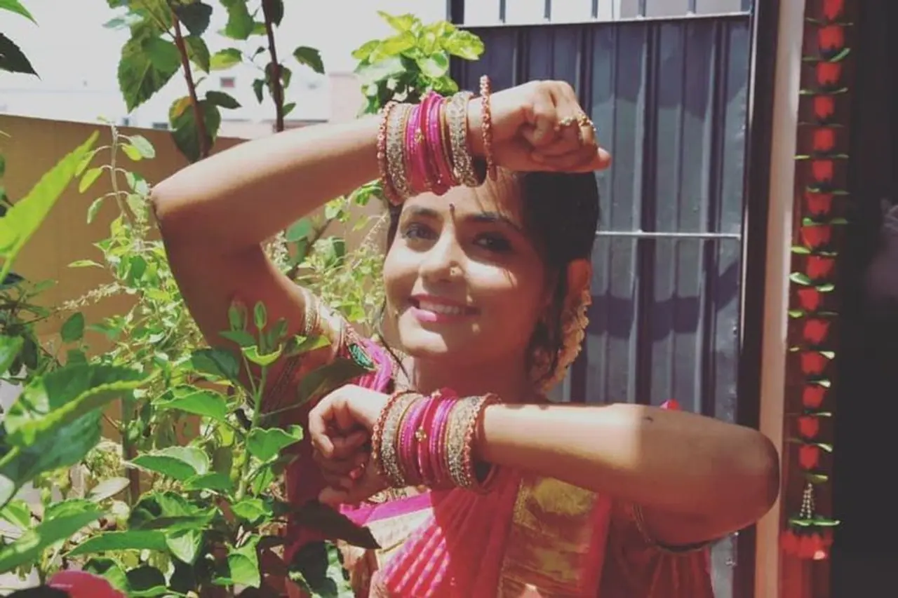 <p>ಸ್ಪೆಷಲ್ ಡೆ ಅಂತ ಸೀರೆಯುಟ್ಟು ಫೋಟೋ ಶೇರ್ ಮಾಡಿಕೊಂಡಾಗಲೆ ನಟಿ ಮದುವೆ ಸುದ್ದಿ ಹರಿದಾಡಿತ್ತು.&nbsp;</p>