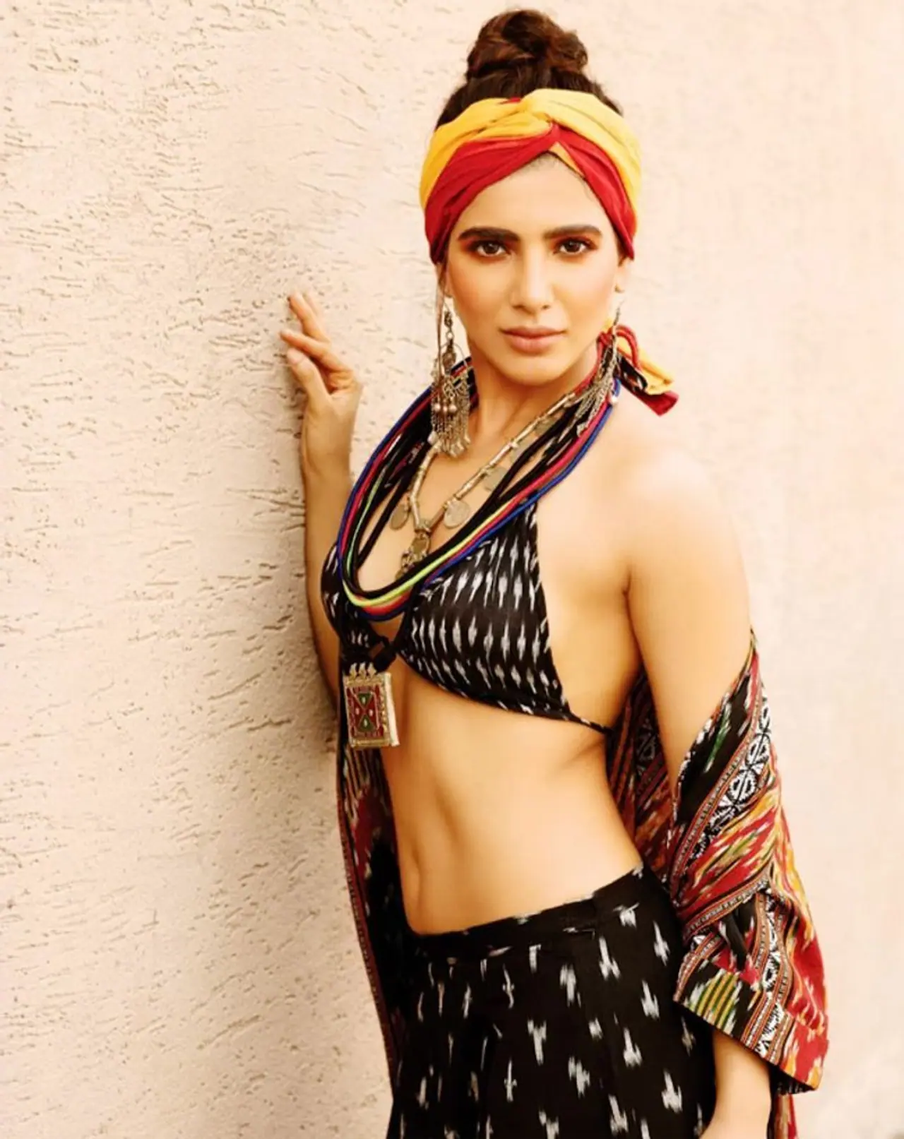 <p>Samantha Akkineni, in a recent photoshoot, revealed her new tattoo</p> <p>Samantha Akkineni, in a recent photoshoot, revealed her new tattoo</p>