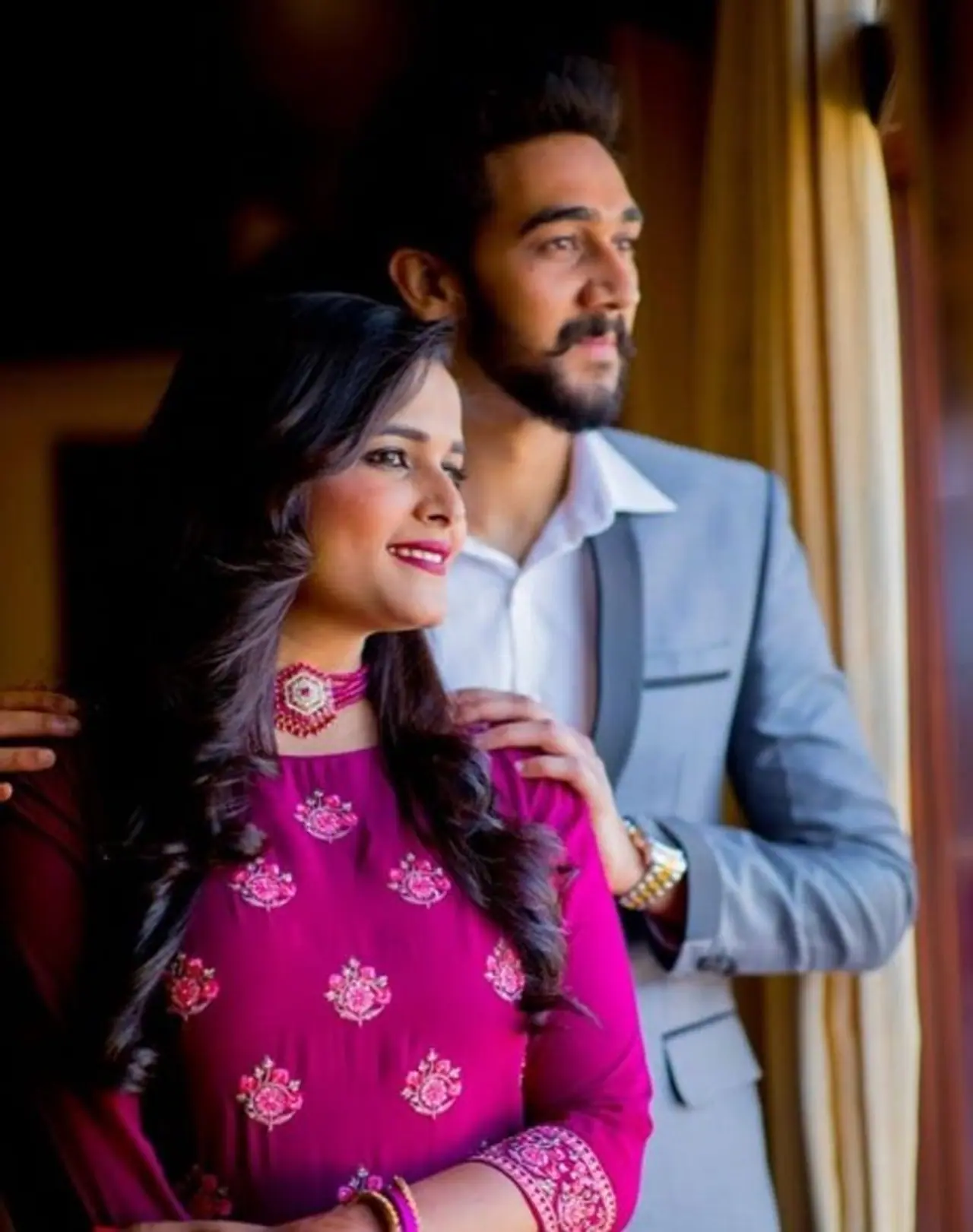 <p> 'ಪುನರ್ವಿವಾಹ' ಹಾಗೂ 'ಅರಗಿಣಿ' ಧಾರಾವಾಹಿಯಲ್ಲಿ ಮಿಂಚಿರುವ ನಟಿ ನವ್ಯಾ ರಾವ್.</p> <p> 'ಪುನರ್ವಿವಾಹ' ಹಾಗೂ 'ಅರಗಿಣಿ' ಧಾರಾವಾಹಿಯಲ್ಲಿ ಮಿಂಚಿರುವ ನಟಿ ನವ್ಯಾ ರಾವ್.</p>