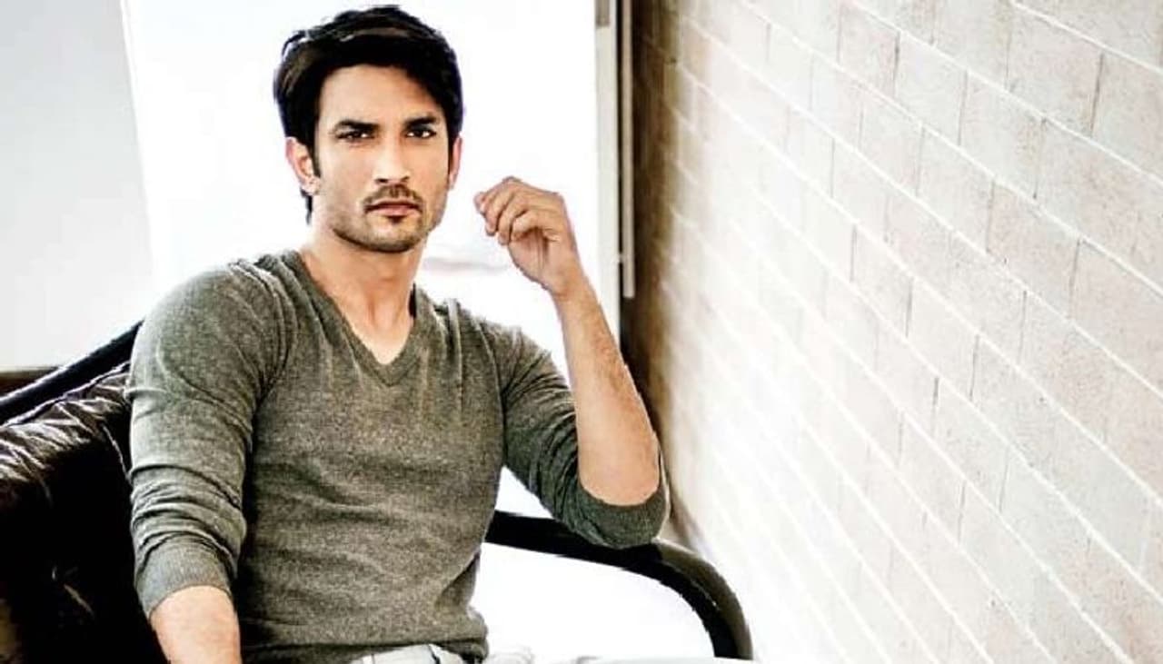 <p>பட வாய்ப்புகள் தொடர்ந்து பறிக்கப்பட்டதால் ஏற்பட்ட மன அழுத்தம் காரணமாக தான் பிரபல பாலிவுட் நடிகர் சுஷாந்த் சிங் தற்கொலை செய்து கொண்டு சமீபத்தில் இறந்தார்.</p> <p>பட வாய்ப்புகள் தொடர்ந்து பறிக்கப்பட்டதால் ஏற்பட்ட மன அழுத்தம் காரணமாக தான் பிரபல பாலிவுட் நடிகர் சுஷாந்த் சிங் தற்கொலை செய்து கொண்டு சமீபத்தில் இறந்தார்.</p>