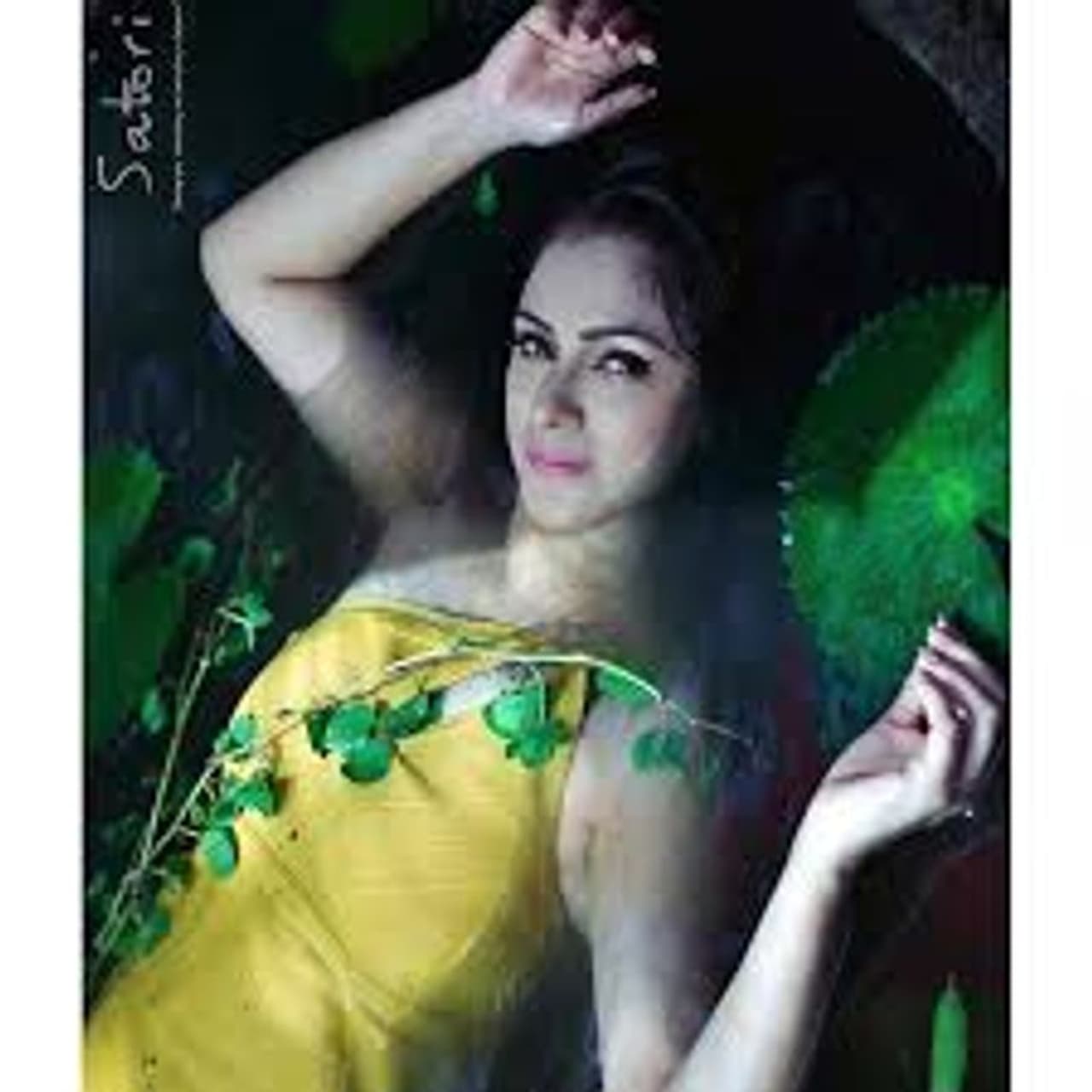 <p>என்ன ஒரு அழகான போஸ் சிம்ரனின் ரகசியத்தை வெளிப்படுத்தும் போட்டோ ஷூட் </p> <p>என்ன ஒரு அழகான போஸ் சிம்ரனின் ரகசியத்தை வெளிப்படுத்தும் போட்டோ ஷூட் </p>