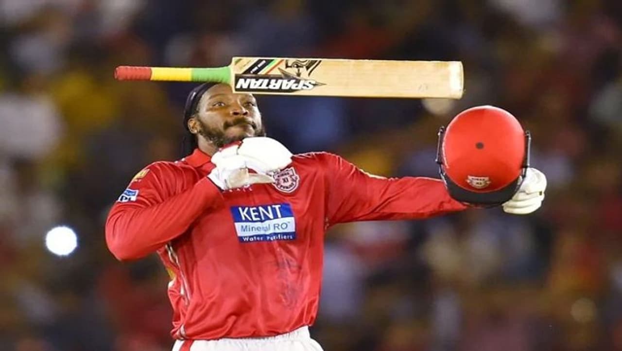 क्रिस गेल ने 30 गेंद पर जड़ी सेंचुरी