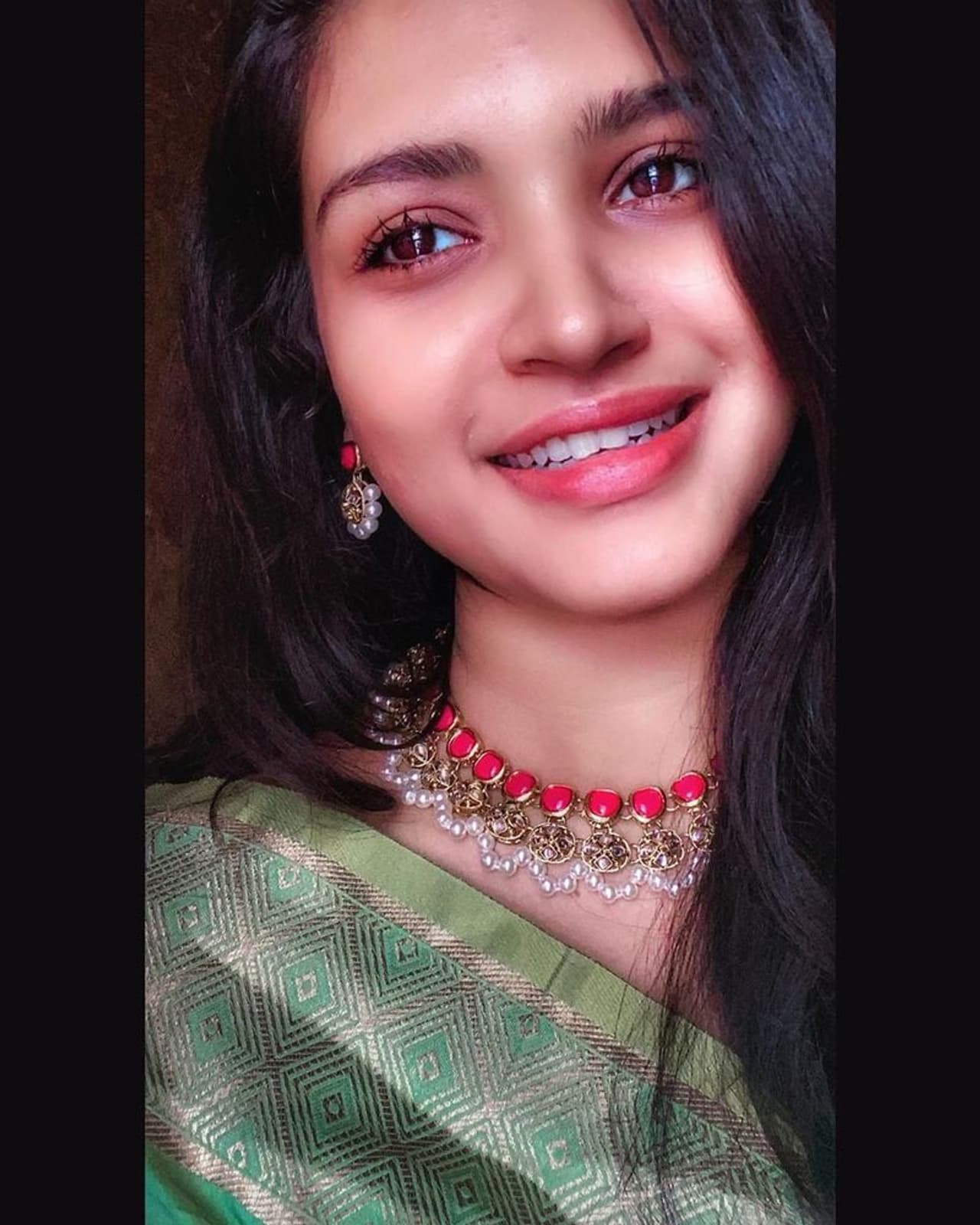 <p>எவ்ளோ க்யூட் ஆஹ் இருகாங்க பாருங்க&nbsp;</p>