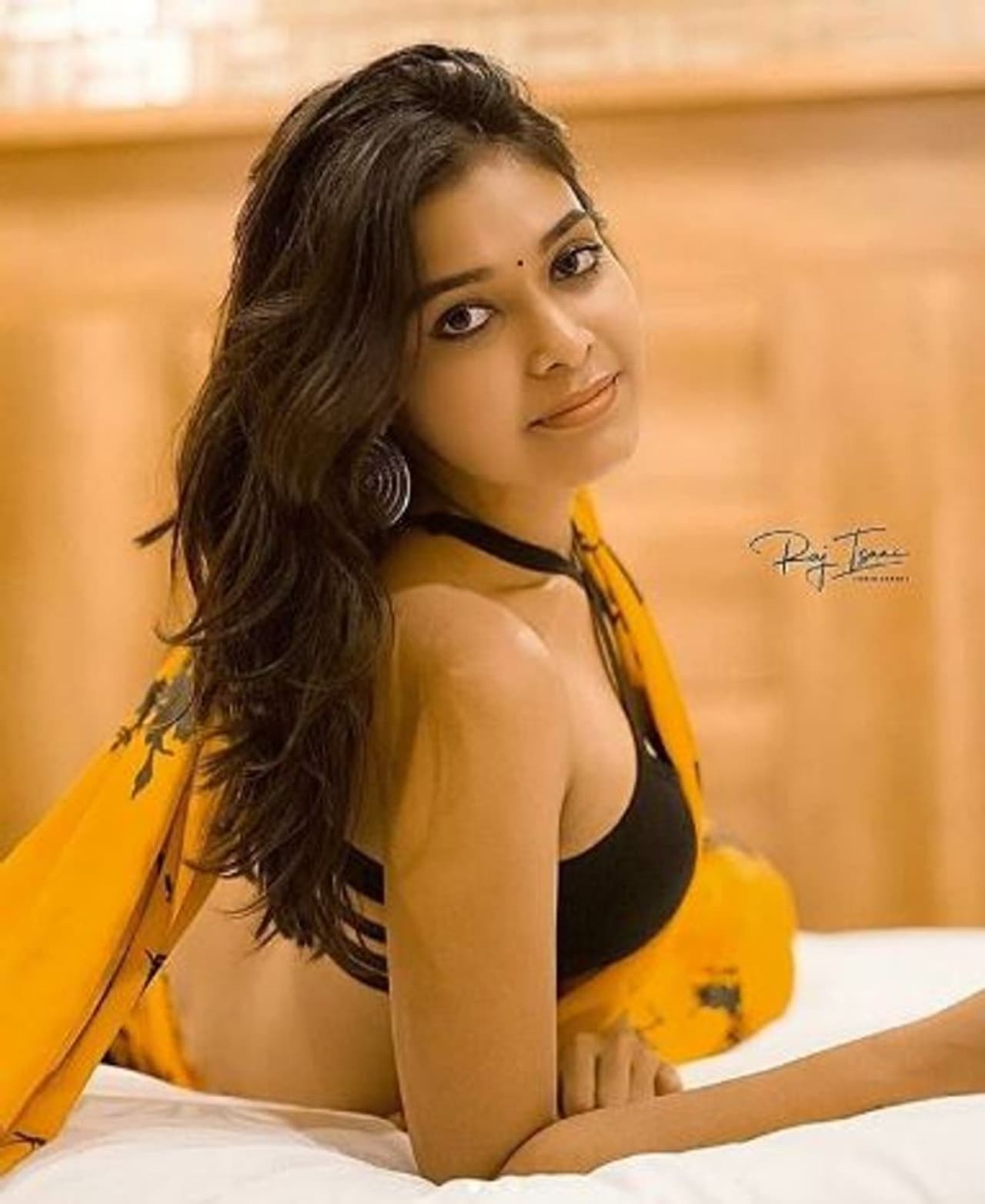 <p>செந்தூரப்பூவே சீரியல் நடிகை தர்ஷா குப்தாவின் கிறங்க வைக்கும் ஹாட் </p> <p>செந்தூரப்பூவே சீரியல் நடிகை தர்ஷா குப்தாவின் கிறங்க வைக்கும் ஹாட் </p>