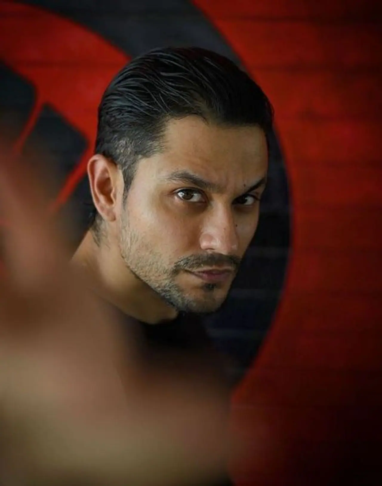 <p>ಇತ್ತೀಚಿನ ದಿನಗಳಲ್ಲಿ ಬಾಲಿವುಡ್ನಲ್ಲಿ ಹೆಚ್ಚಾಗಿ ಕೇಳಿ ಬರುತ್ತಿರುವ ನೆಪೋಟಿಸಂ ವಿಚಾರದ ಬಗ್ಗೆ ಸಾಕ್ಷಿ ಎತ್ತಿ ಹಿಡಿದ ನಟ ಕುನಾಲ್.</p> <p>ಇತ್ತೀಚಿನ ದಿನಗಳಲ್ಲಿ ಬಾಲಿವುಡ್ನಲ್ಲಿ ಹೆಚ್ಚಾಗಿ ಕೇಳಿ ಬರುತ್ತಿರುವ ನೆಪೋಟಿಸಂ ವಿಚಾರದ ಬಗ್ಗೆ ಸಾಕ್ಷಿ ಎತ್ತಿ ಹಿಡಿದ ನಟ ಕುನಾಲ್.</p>