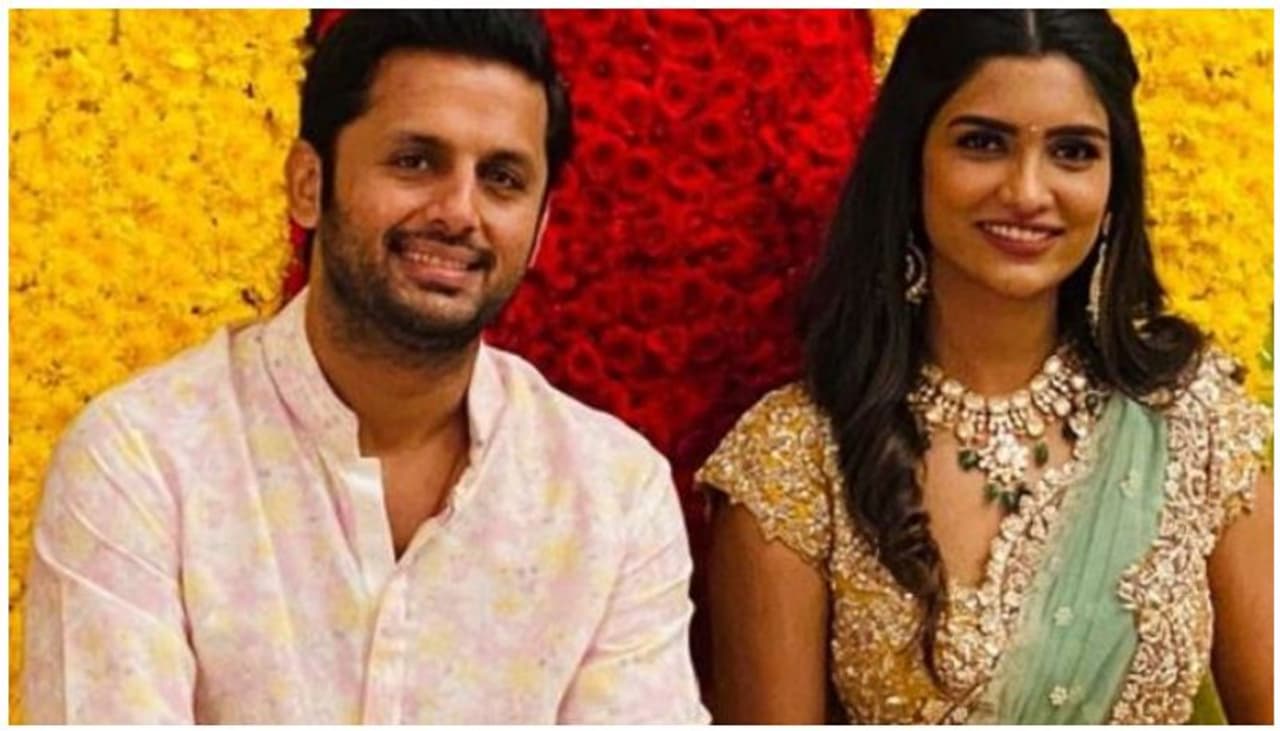 <p>தெலுங்கு சினிமாவில் முன்னணி இளம் ஹீரோவாக வலம் வருபவர் நிதின். இவர் டோலிவுட்டின் பிரபல விநியோகஸ்தர் மற்றும் தயாரிப்பாளரான சுதாகர் ரெட்டியின் மகன்.&nbsp;</p>