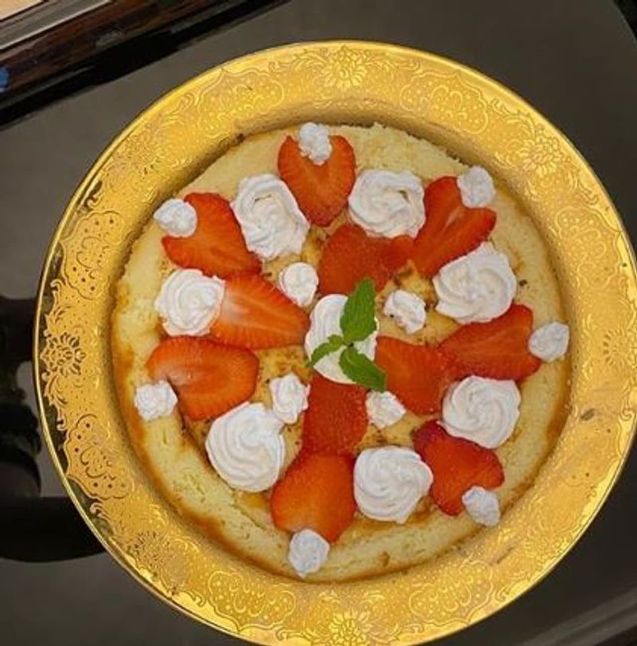 <p>சயீஷாவில் ஸ்பெஷல் சீஸ் கேக் </p> <p>சயீஷாவில் ஸ்பெஷல் சீஸ் கேக் </p>