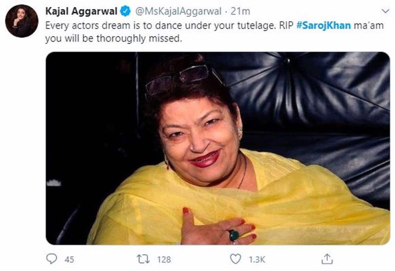 <p>సరోజ్ ఖాన్కు బాలీవుడ్ ఘన నివాళి</p> <p>సరోజ్ ఖాన్కు బాలీవుడ్ ఘన నివాళి</p>