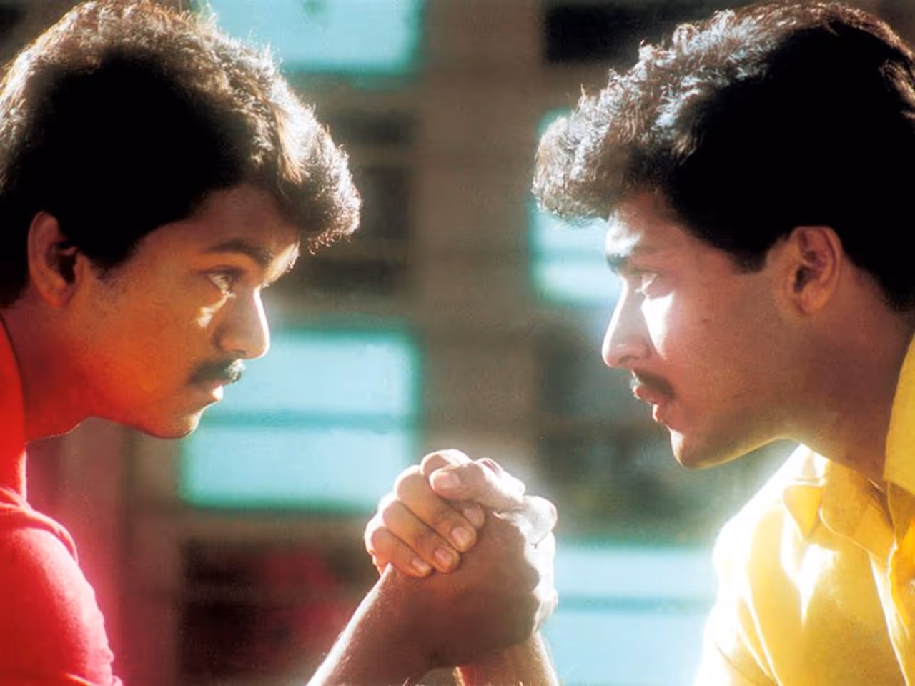 <p>நேருக்கு நேர் படத்தில் வசந்த் இயக்கி விஜய் மற்றும் சூர்யா நடித்துள்ளார்கள் அப்போ இருந்த இளம் நடிகர்களின் காம்போ லக்கி </p> <p>நேருக்கு நேர் படத்தில் வசந்த் இயக்கி விஜய் மற்றும் சூர்யா நடித்துள்ளார்கள் அப்போ இருந்த இளம் நடிகர்களின் காம்போ லக்கி </p>