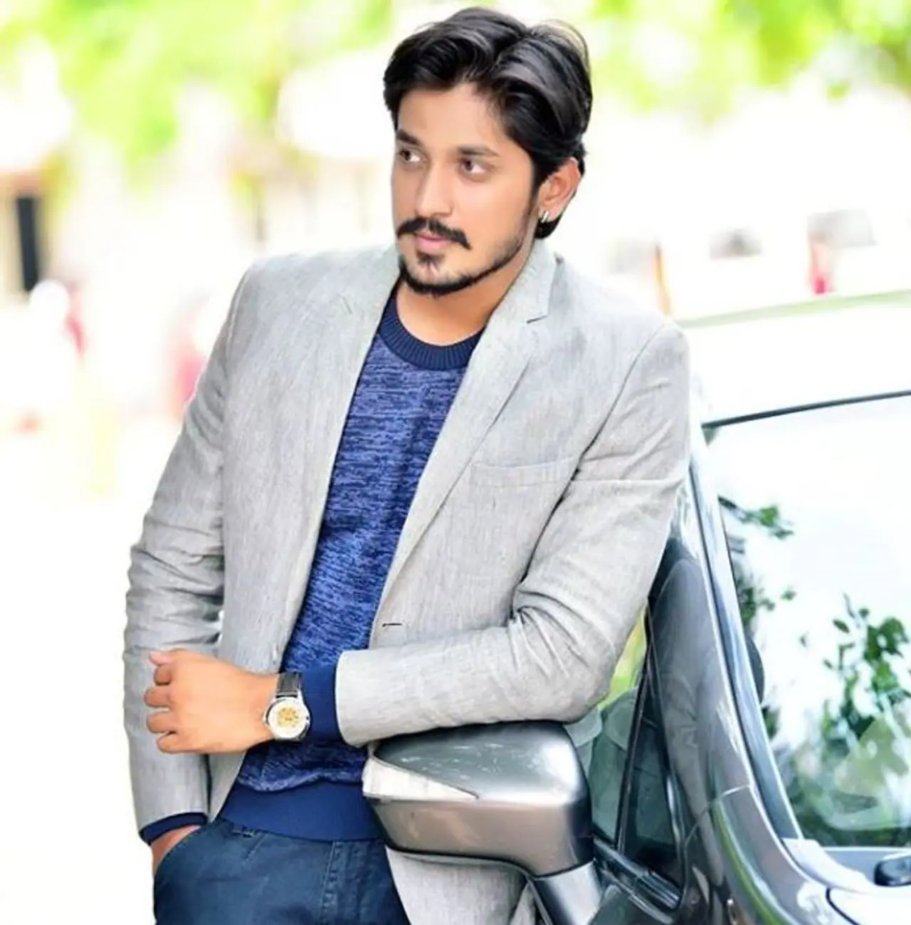 <p>'ಗಟ್ಟಿಮೇಳ' ಧಾರಾವಾಹಿಯ ಪಾತ್ರಧಾರಿ ಧ್ರುವ ಅಲಿಯಾಸ್ ರಂಜನ್.</p> <p>'ಗಟ್ಟಿಮೇಳ' ಧಾರಾವಾಹಿಯ ಪಾತ್ರಧಾರಿ ಧ್ರುವ ಅಲಿಯಾಸ್ ರಂಜನ್.</p>