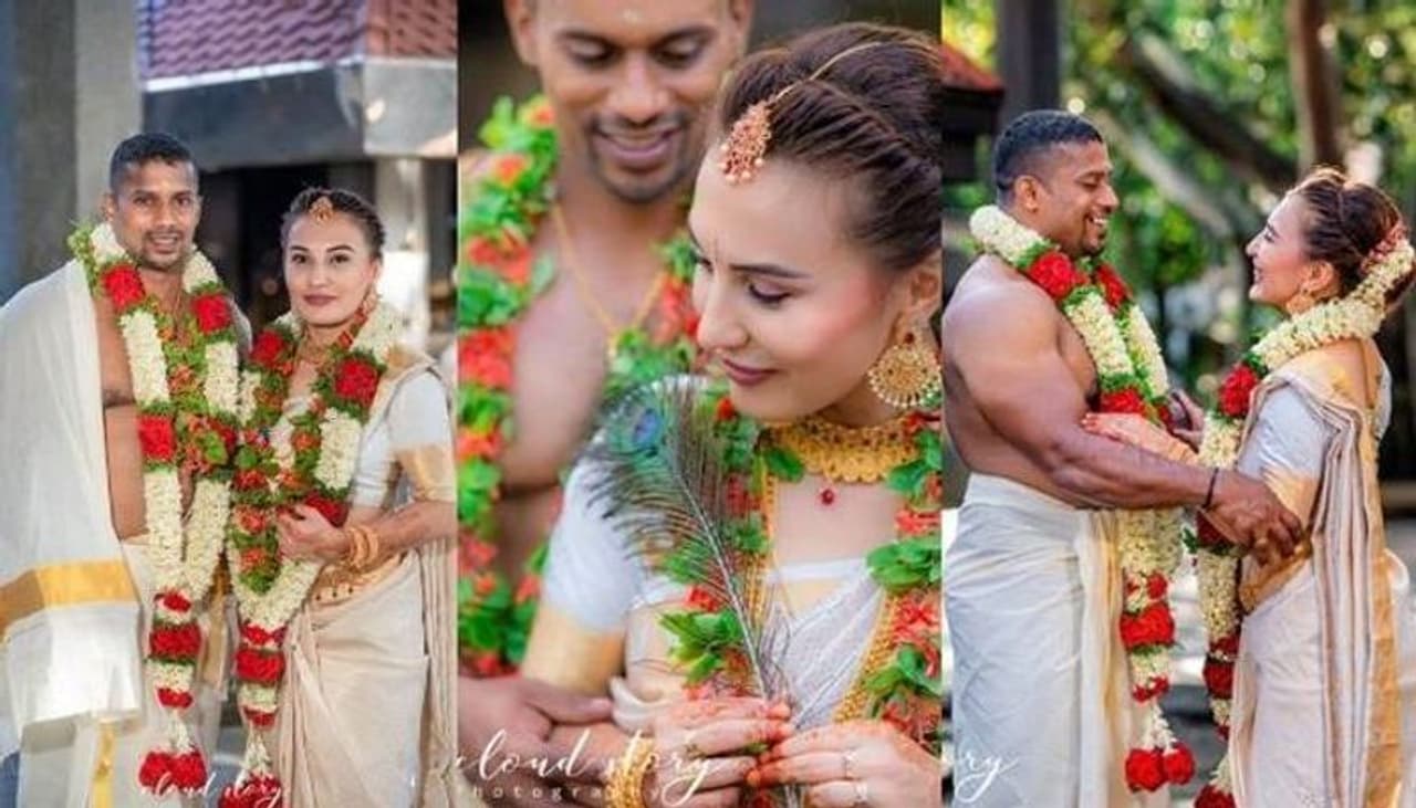 <p>ഞായറാഴ്ച എറണാകുളം പാവക്കുളം അമ്പലത്തില് കൊവിഡ് മാനദണ്ഡങ്ങള് പാലിച്ചായിരുന്നു വിവാഹം. </p> <p>ഞായറാഴ്ച എറണാകുളം പാവക്കുളം അമ്പലത്തില് കൊവിഡ് മാനദണ്ഡങ്ങള് പാലിച്ചായിരുന്നു വിവാഹം. </p>