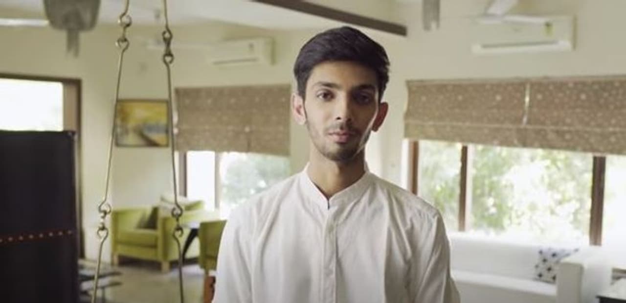 <p>ஊஞ்சலில் அமர்ந்தபடி நம்மை வரவேற்கும் அனிருத்... வாங்க உள்ளே செல்வோம் </p> <p>ஊஞ்சலில் அமர்ந்தபடி நம்மை வரவேற்கும் அனிருத்... வாங்க உள்ளே செல்வோம் </p>