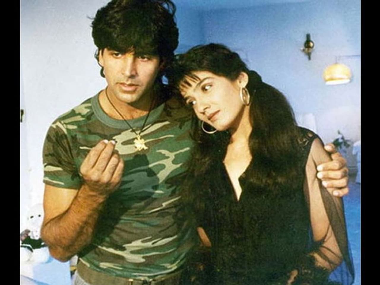 <p>ಸಲ್ಮಾನ್ ಖಾನ್ ಮತ್ತು ಐಶ್ವರ್ಯಾ ರೈರಂತೆಯೇ ರವೀನಾ ಟಂಡನ್ ಹಾಗೂ ಅಕ್ಷಯ್ ಕುಮಾರ್&nbsp;ಸಂಬಂಧ ಬಾಲಿವುಡ್‌ನ ಫೇಮಸ್‌&nbsp;ಪ್ರೇಮಕಥೆಗಳಲ್ಲಿ ಒಂದು.</p>